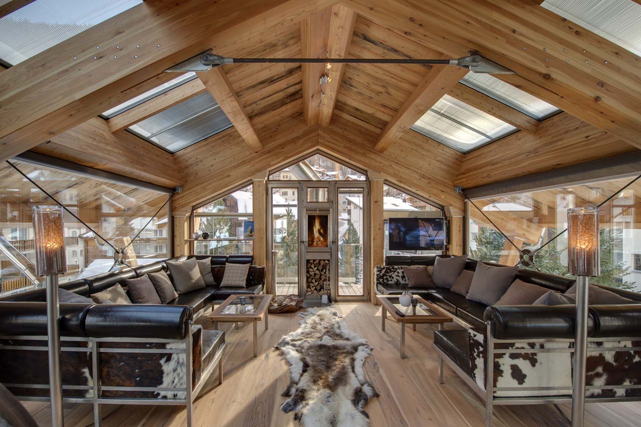 Living area of Backstage Chalet in Zermatt