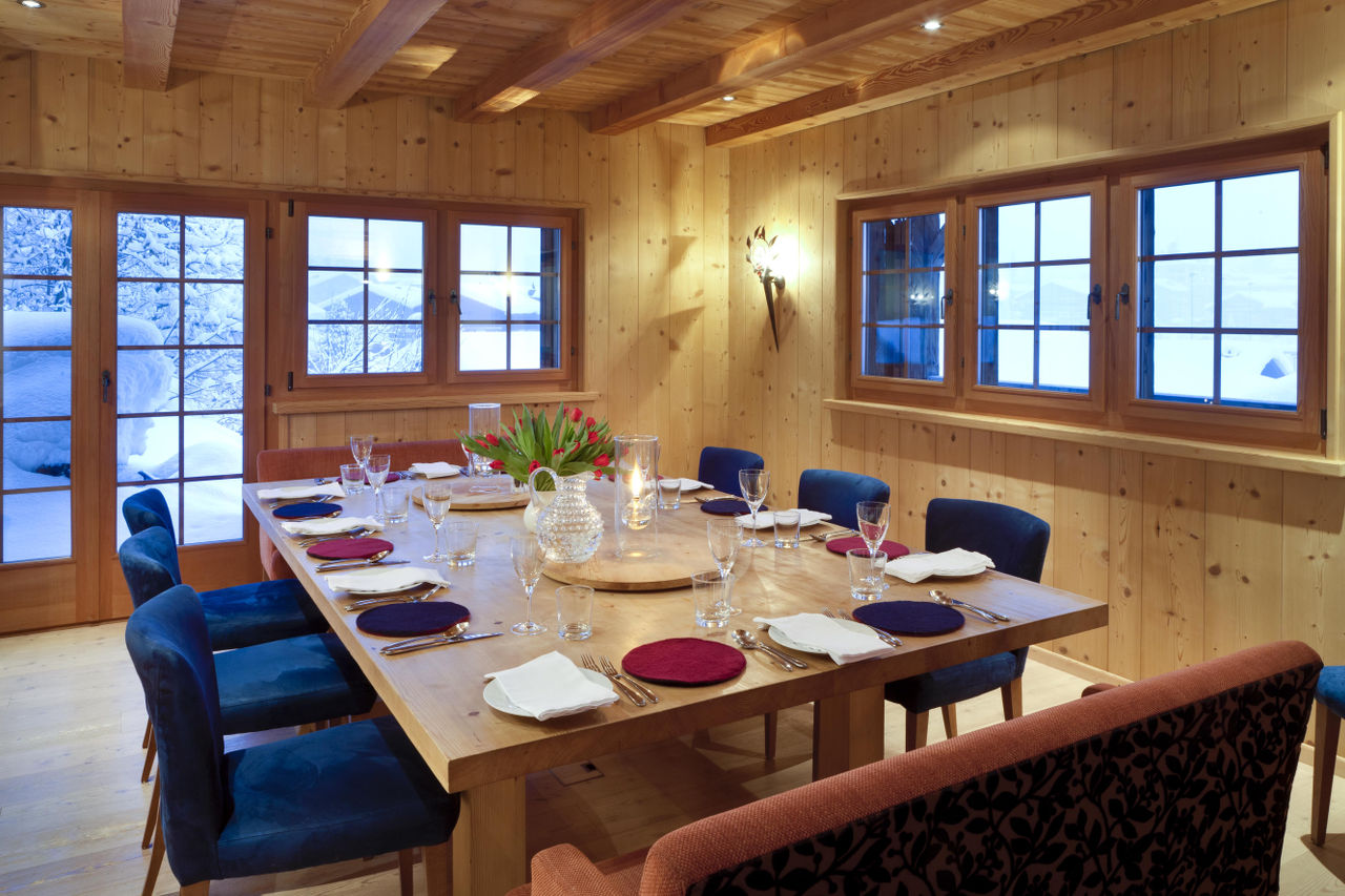 Dining area with seating for 10 in Chalet Chimera in Klosters