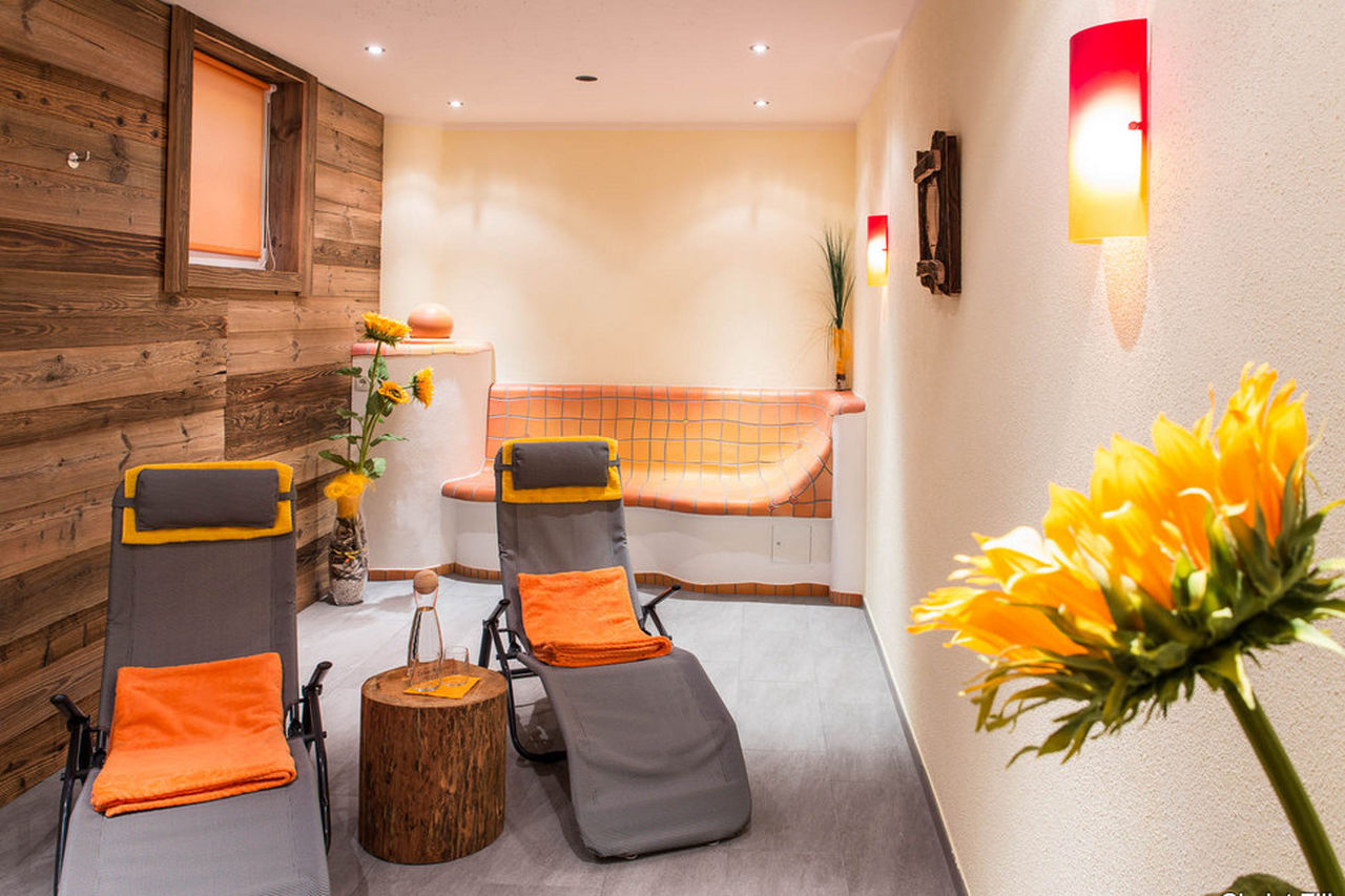 Wellness area with relaxation room and heated mosaic bed in Chalet Ziller in Zillertal