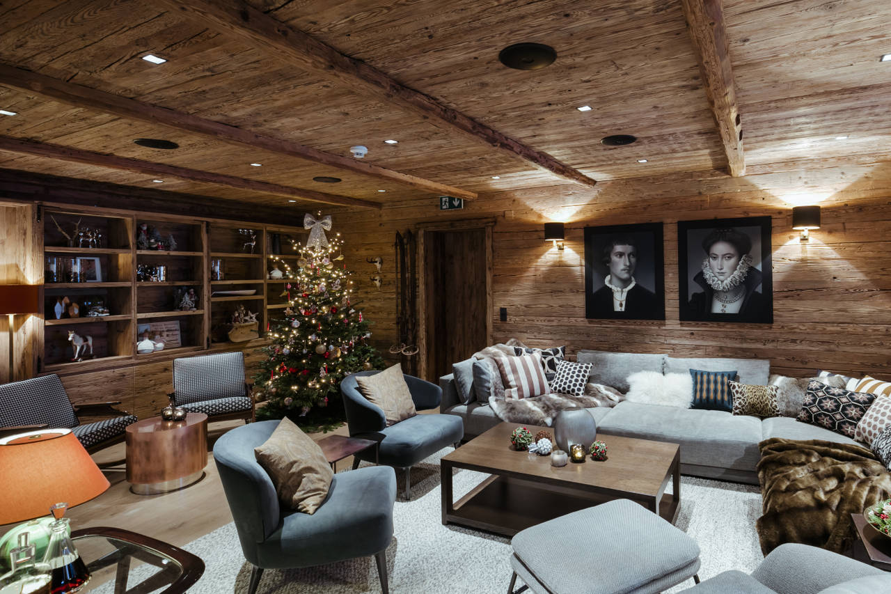Lounge with traditional old wood in House Hannes Schneider in Stuben, near Zürs