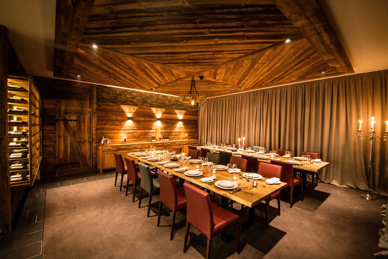 Second dining room at Montfort Lodge in St Anton