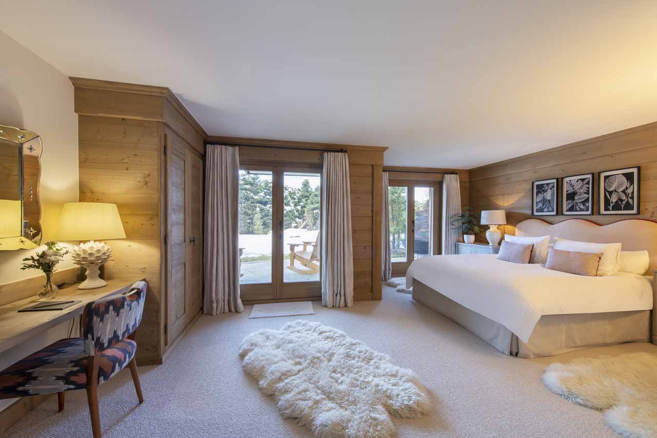 Master bedroom at Apartment Cantarella in Verbier