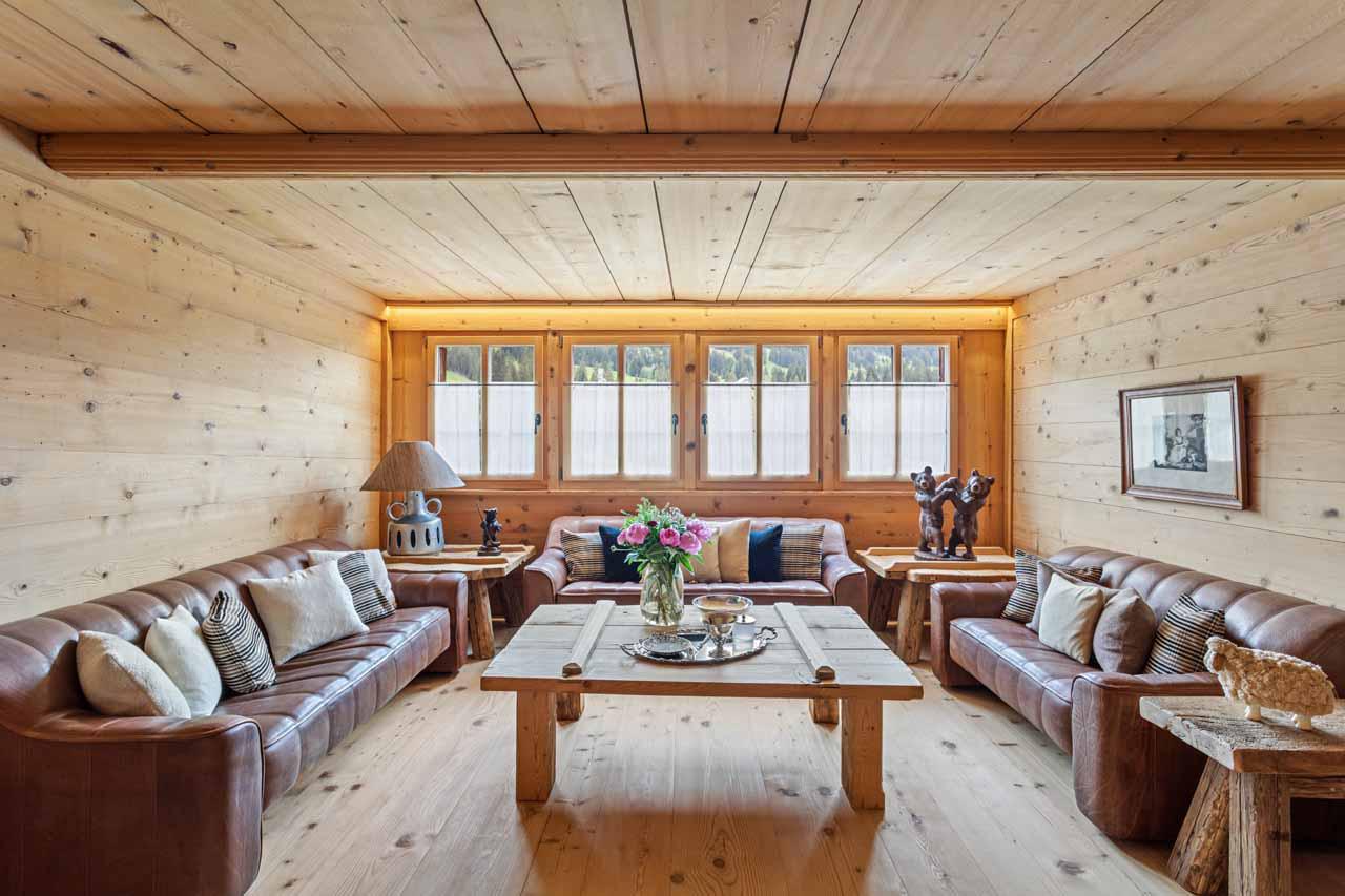 Spacious lounge in Chalet 1808, Gstaad
