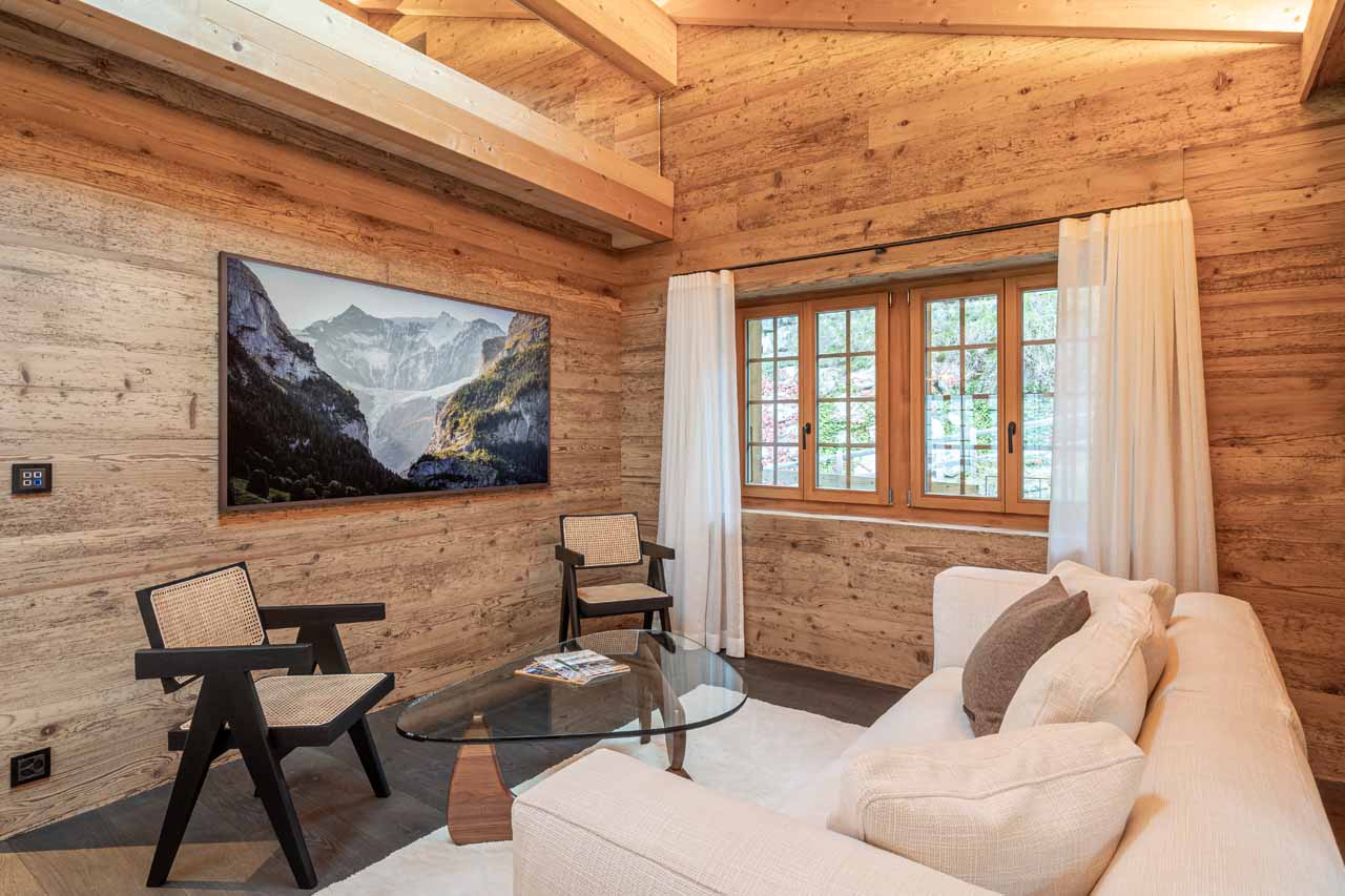 TV corner at Chalet Andra in Grindelwald