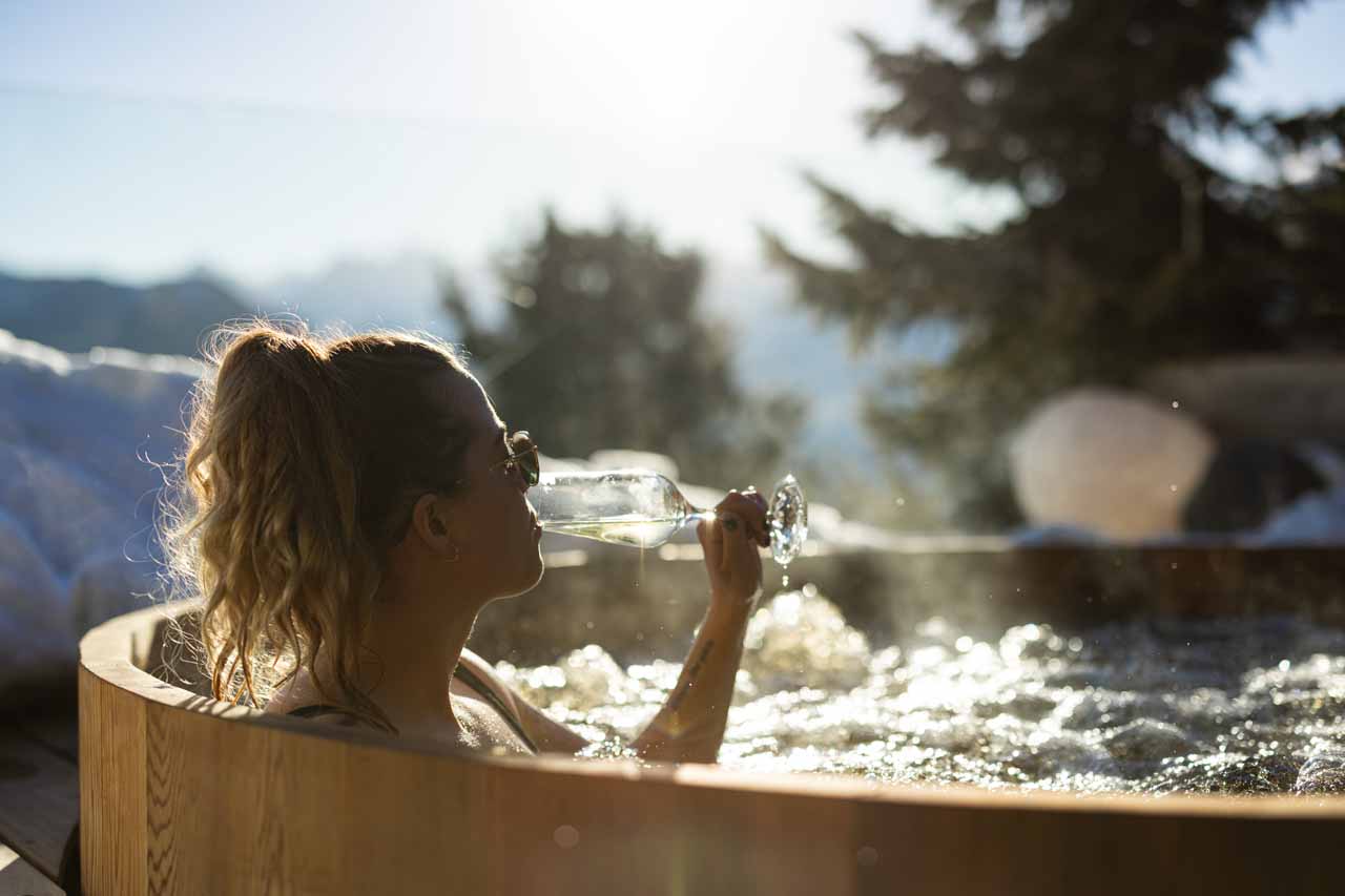 Chalet Belle Claire jacuzzi in Verbier