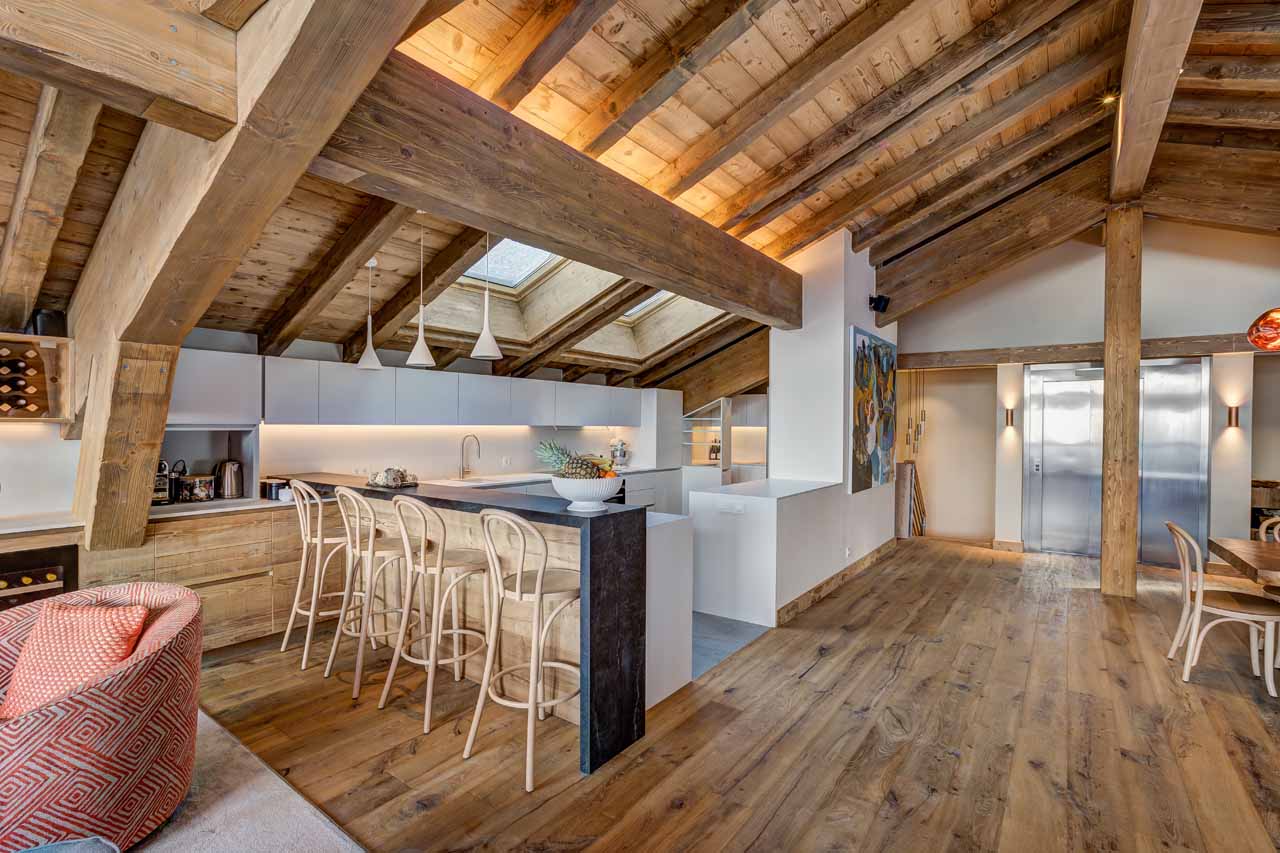 Breakfast bar at Chalet Constantia in St Martin de Belleville