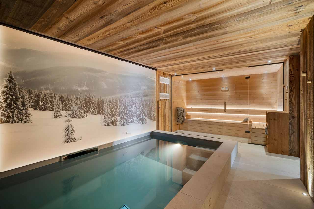 Swimming pool at Grace Dieu in Courchevel 1850
