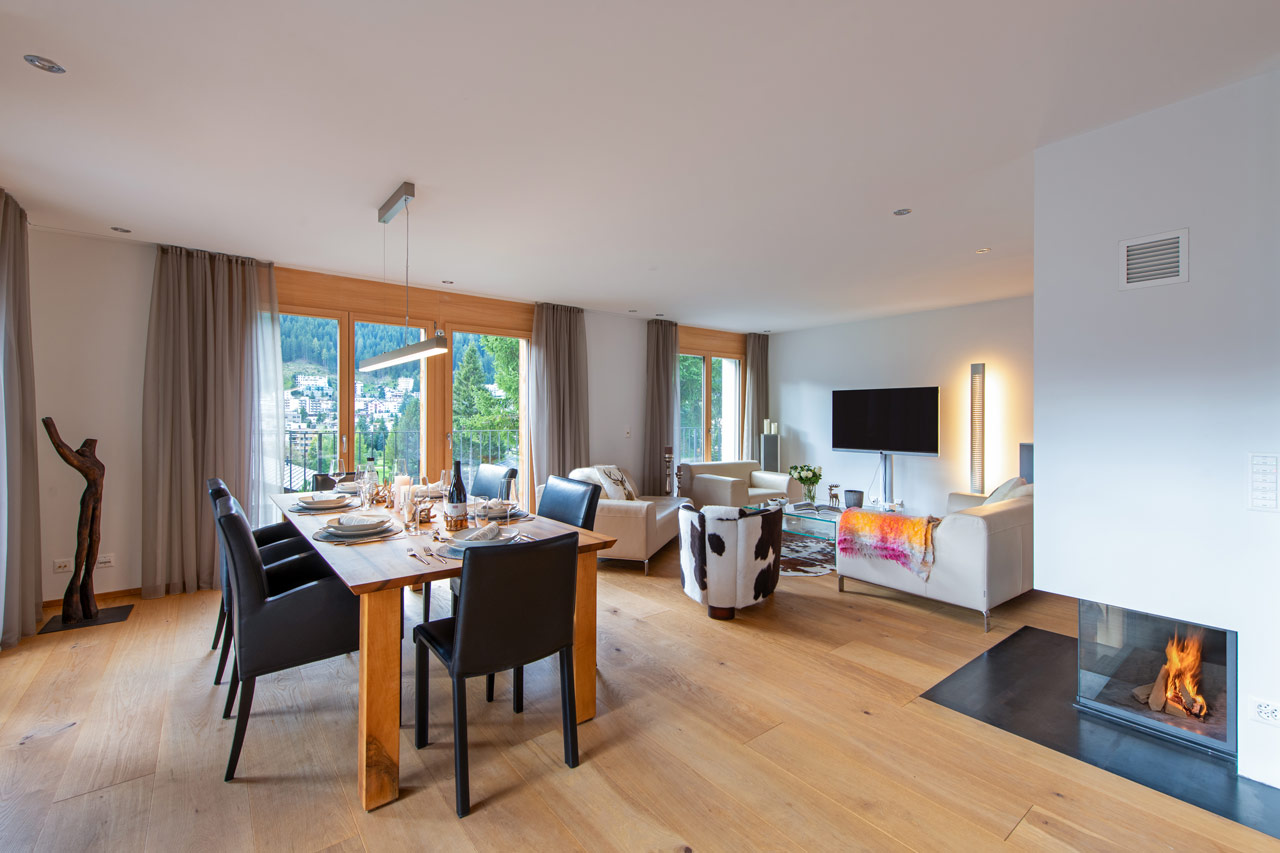 Dining table at Chalet Larch in Davos