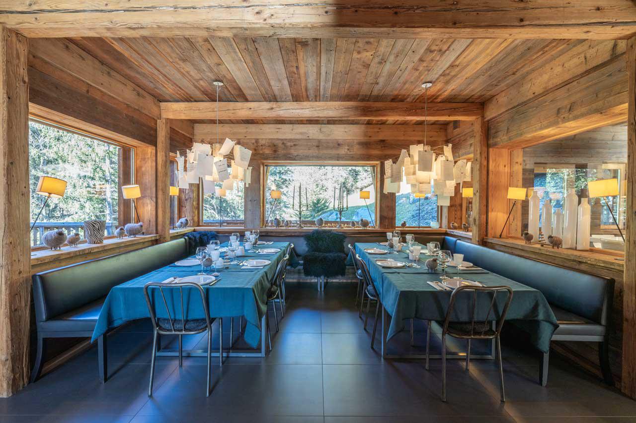Large dining space with access to the terrace at Le Grand Cerf in Meribel