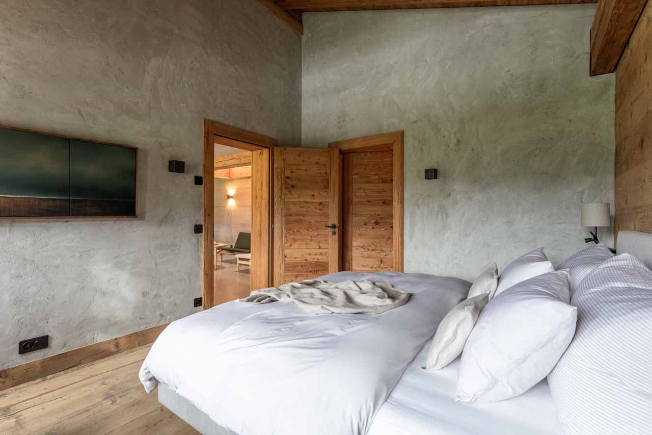 Master suite at Chalet Mannenberg near Gstaad