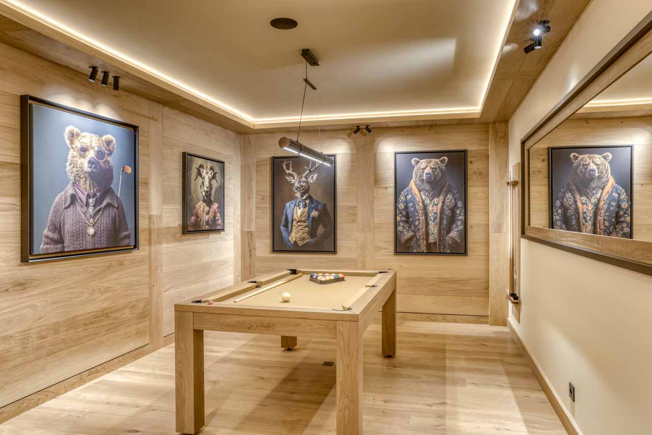 Games room billiards at Chalet Olivier in Megeve