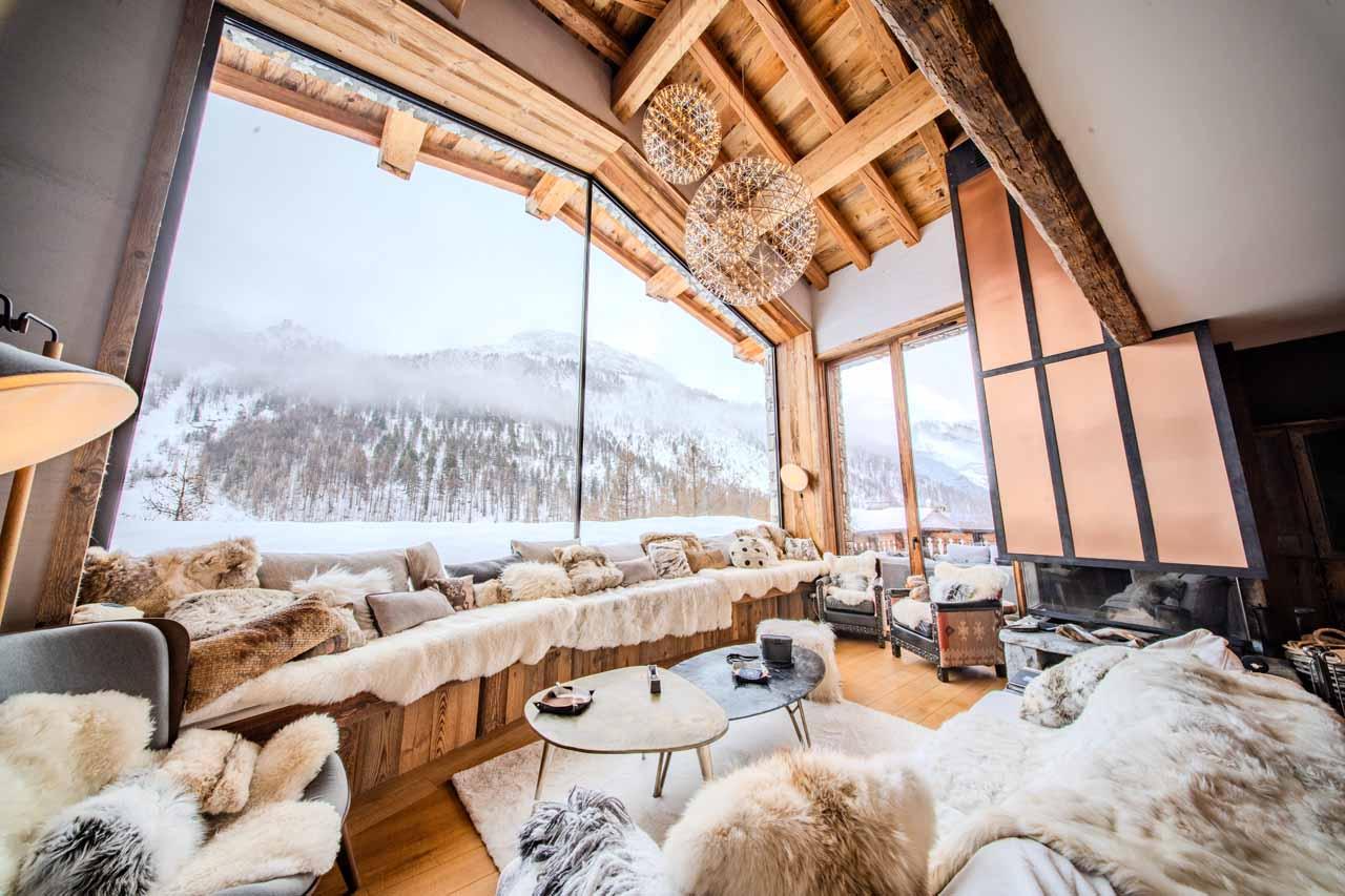 Open plan living area at Chalet Orca in Val d'Isere