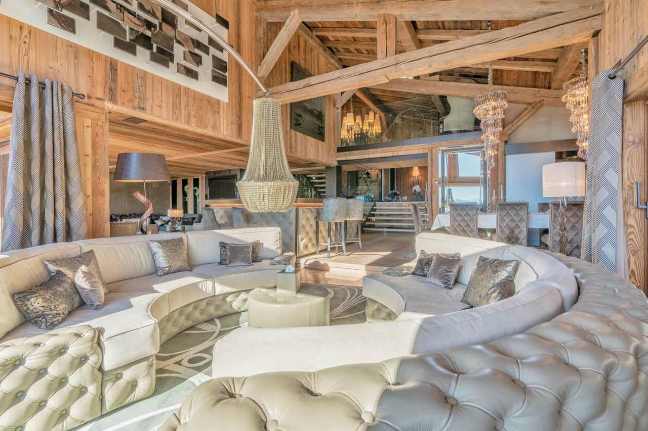 Lounge area at Chalet Sun in Megeve