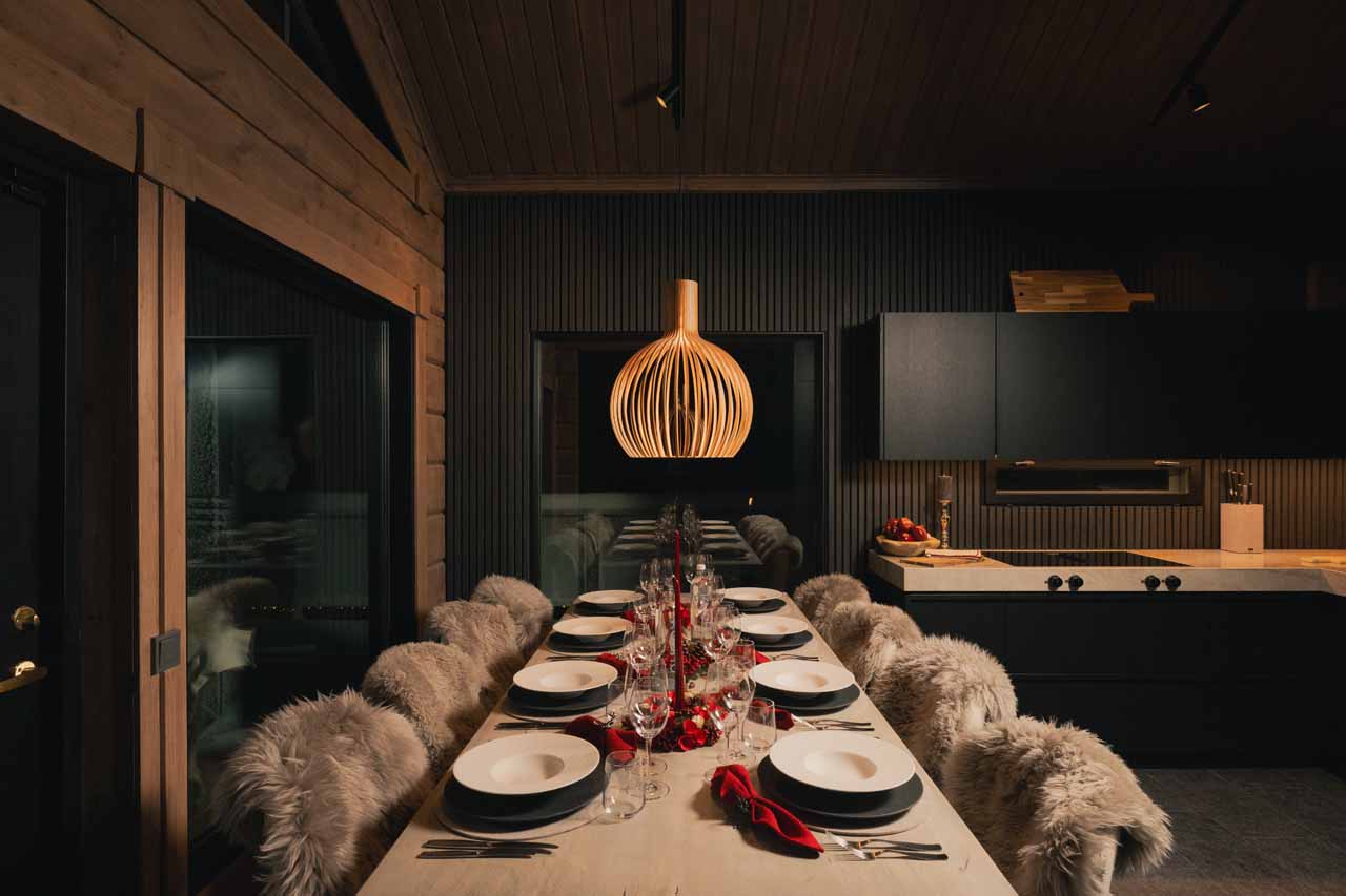 Dining area at Chalet Utsu in Levi, Finland