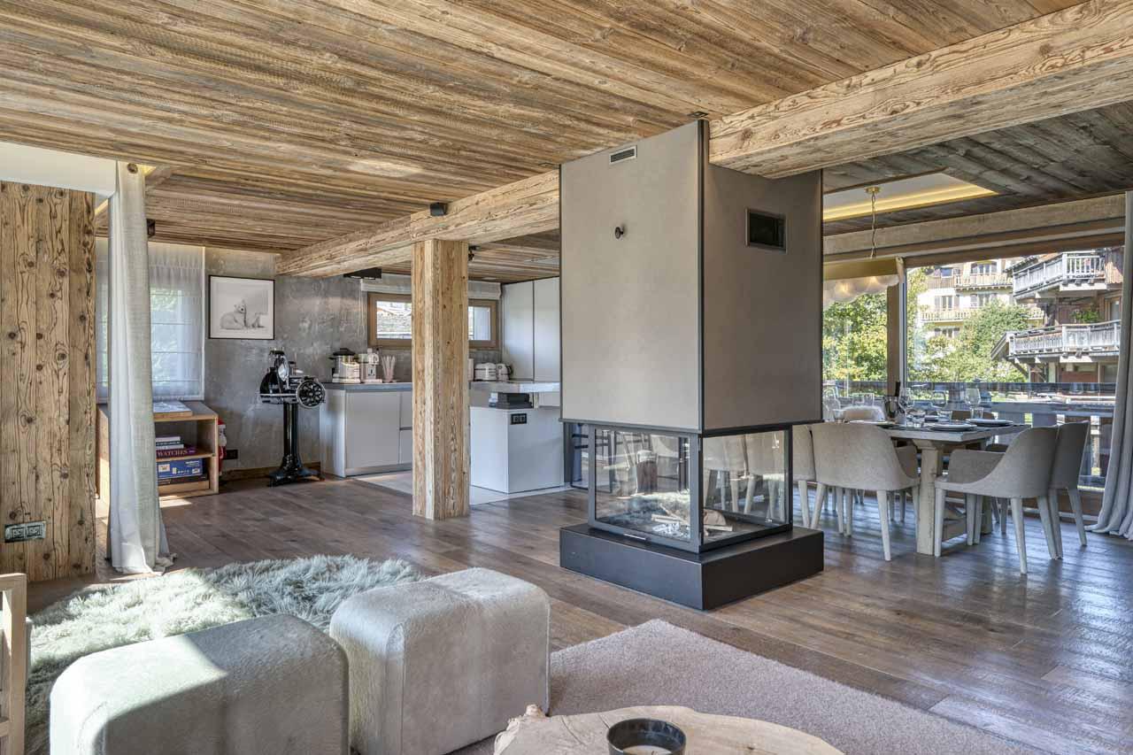 Chalet Yeti - Chalet with Hot Tub in Megeve, Sleeps 8 | Leo Trippi