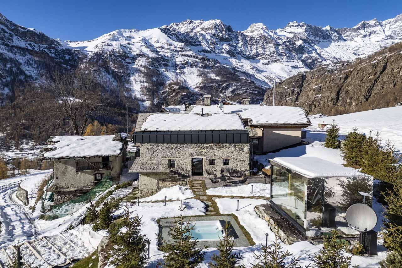 Exterior of Heritage Carrel, Cervinia