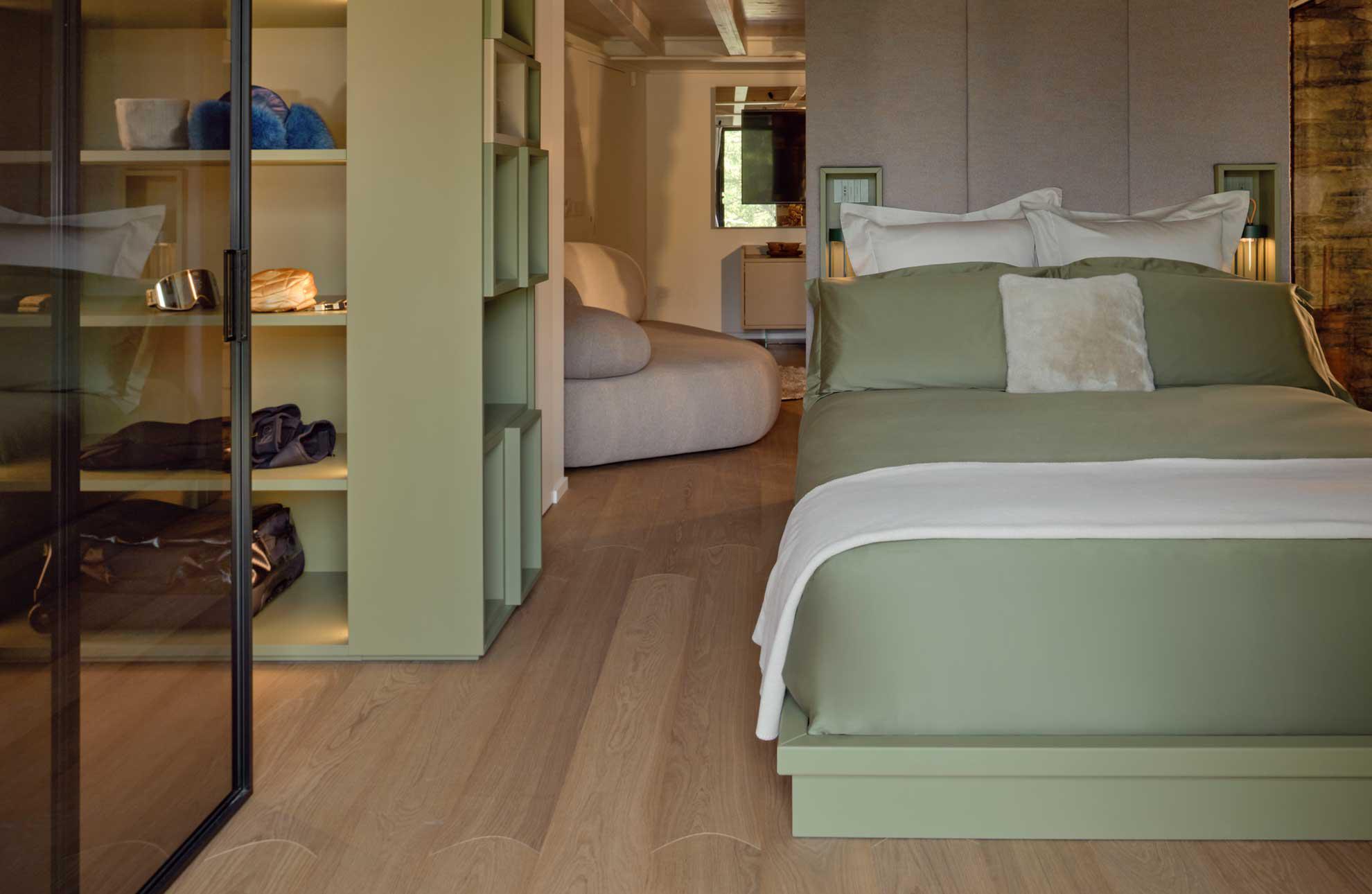 Master bedroom in Heritage Carrel, Cervinia