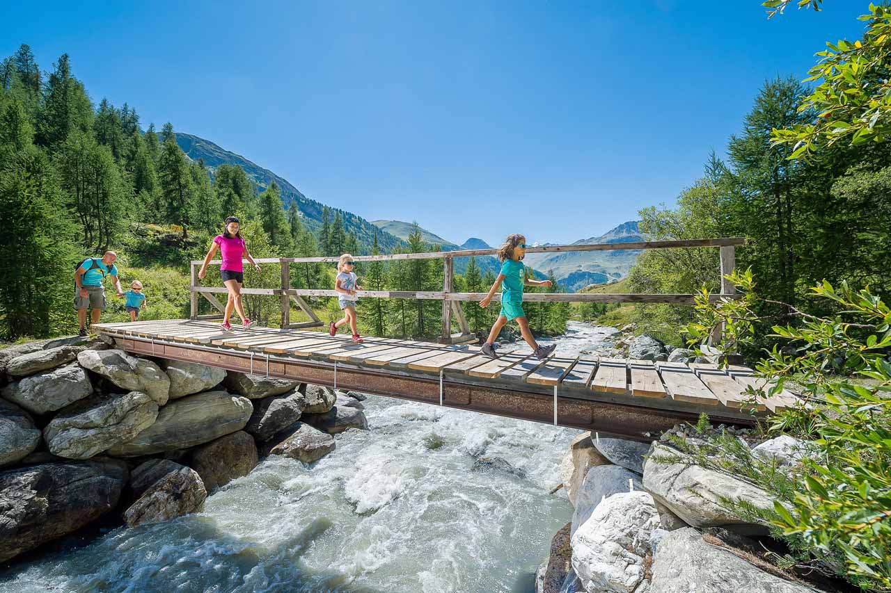 Val disere tourist information | Mapsru.com