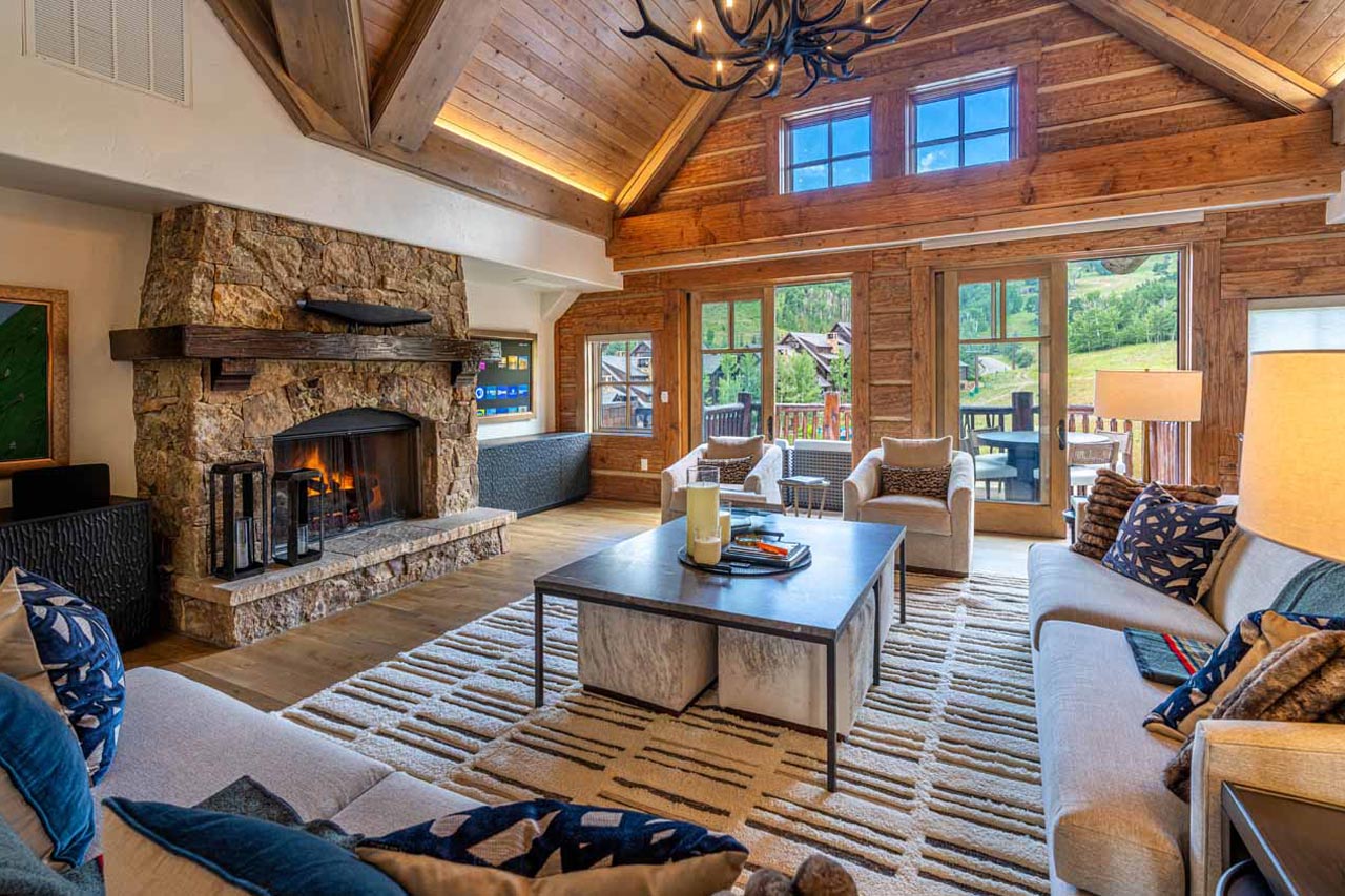 Living room in The West Wing in Beaver Creek