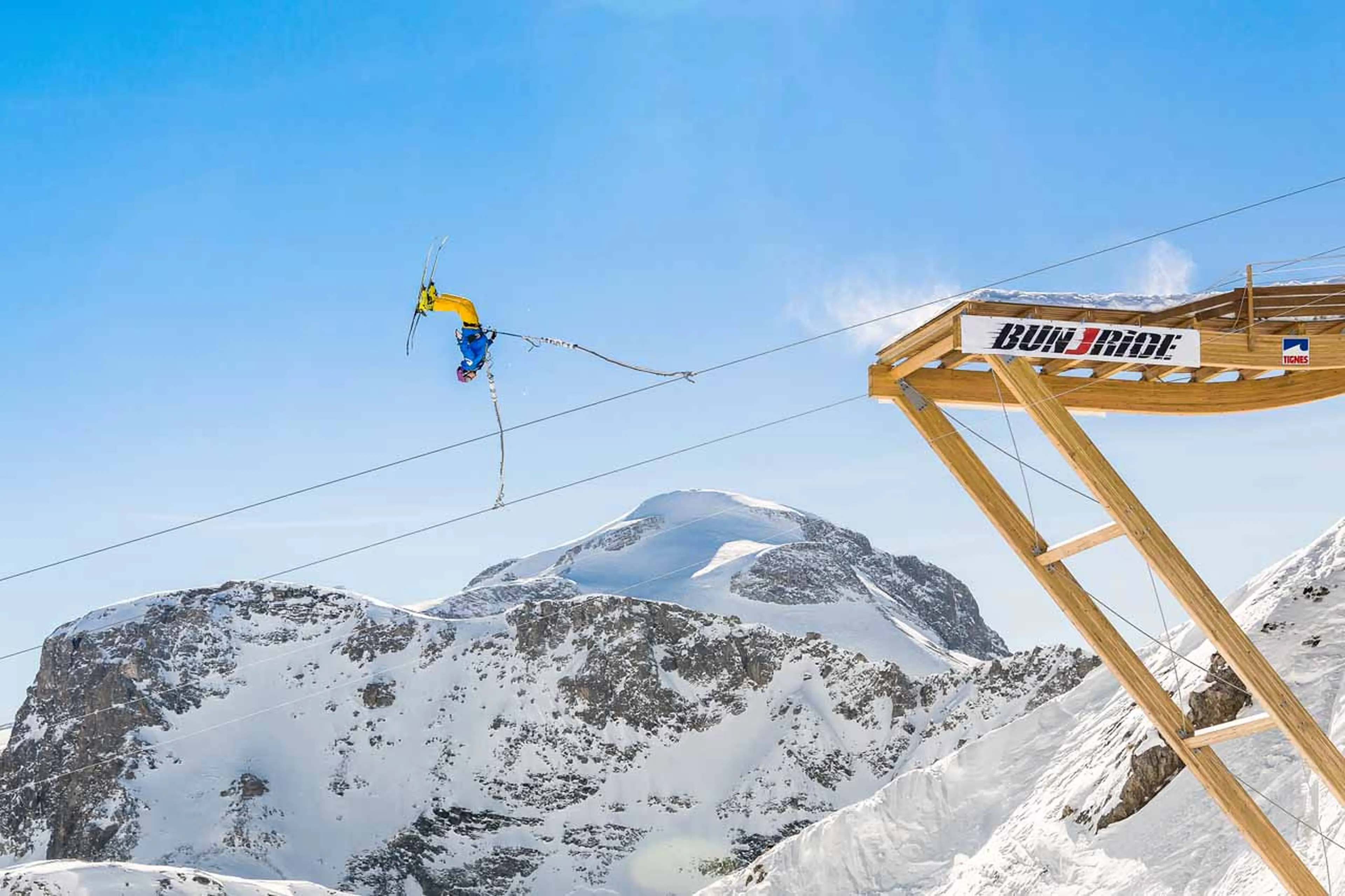 Bun J ride in Tignes take off