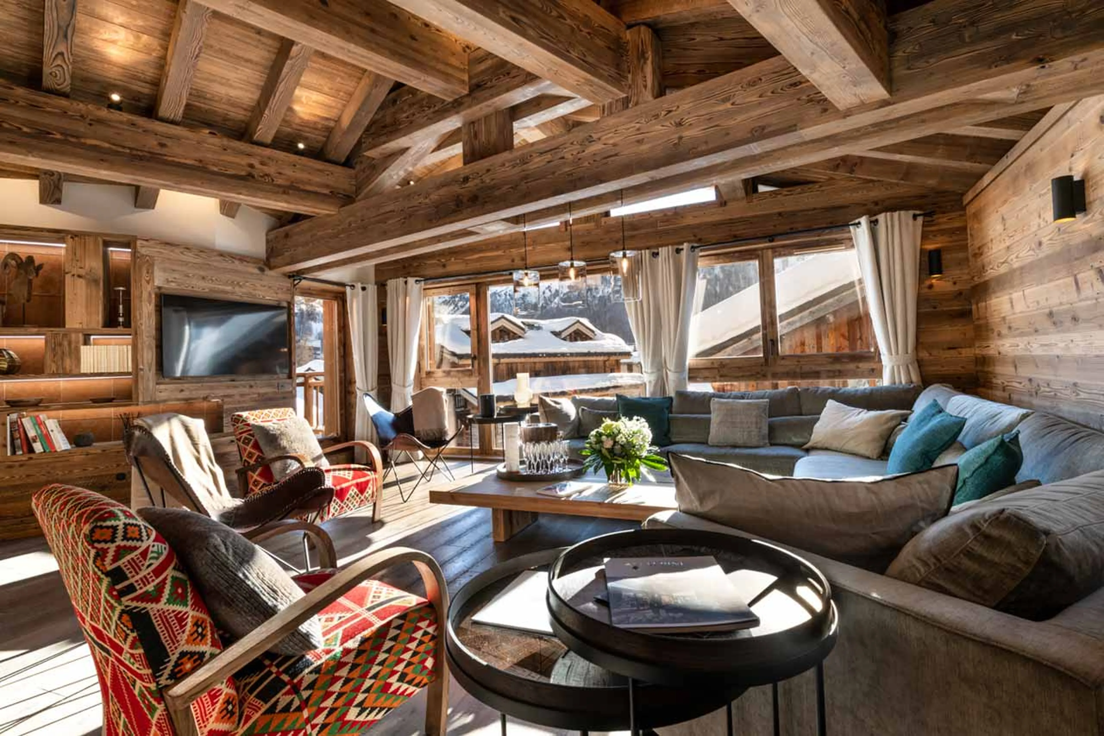 Living area at Alaska Lodge 6 in Val d'Isere