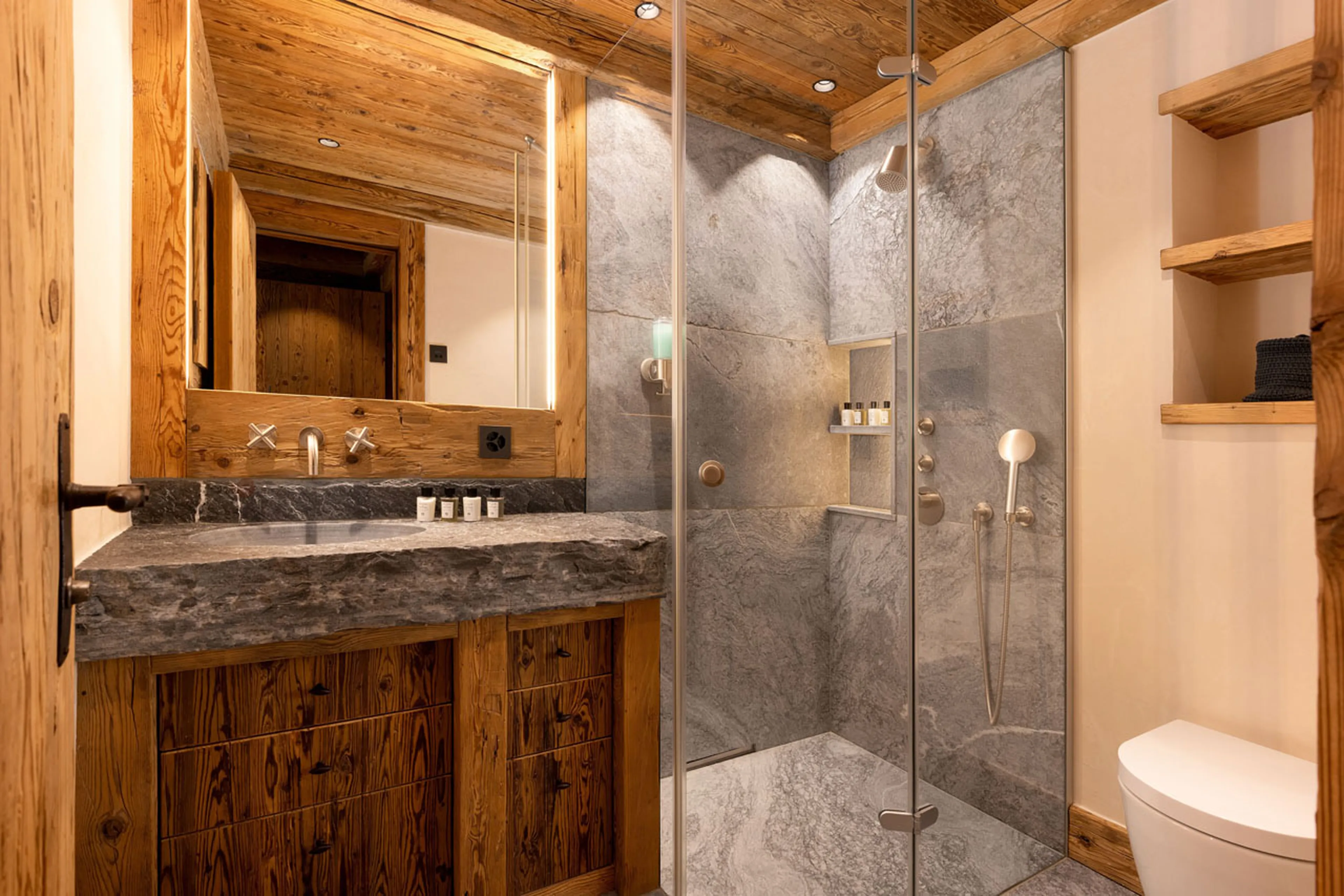 Shower room four at Alex Penthouse in Verbier