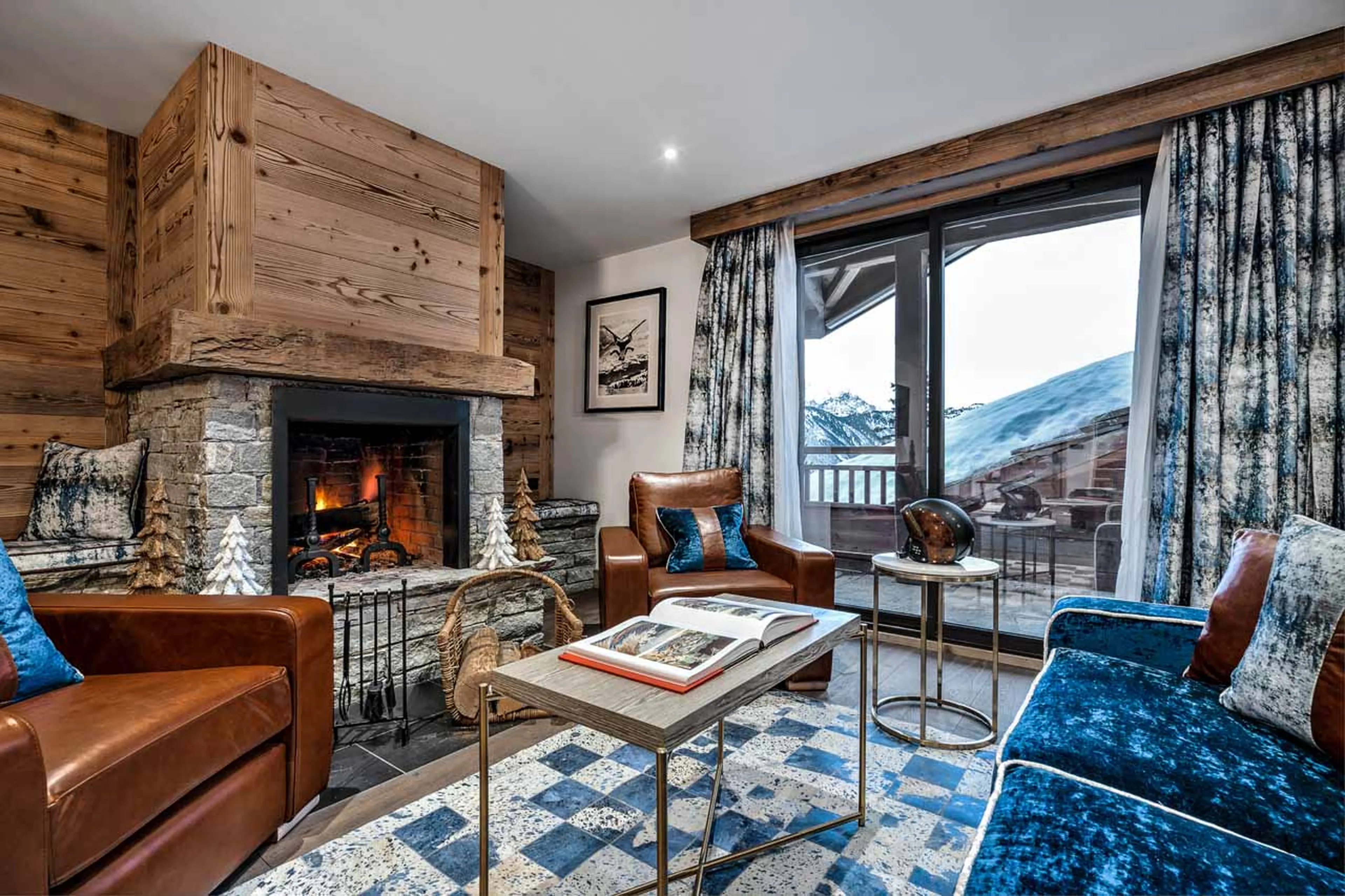 Fireplace at Apartment No. 209 in Courchevel 1850