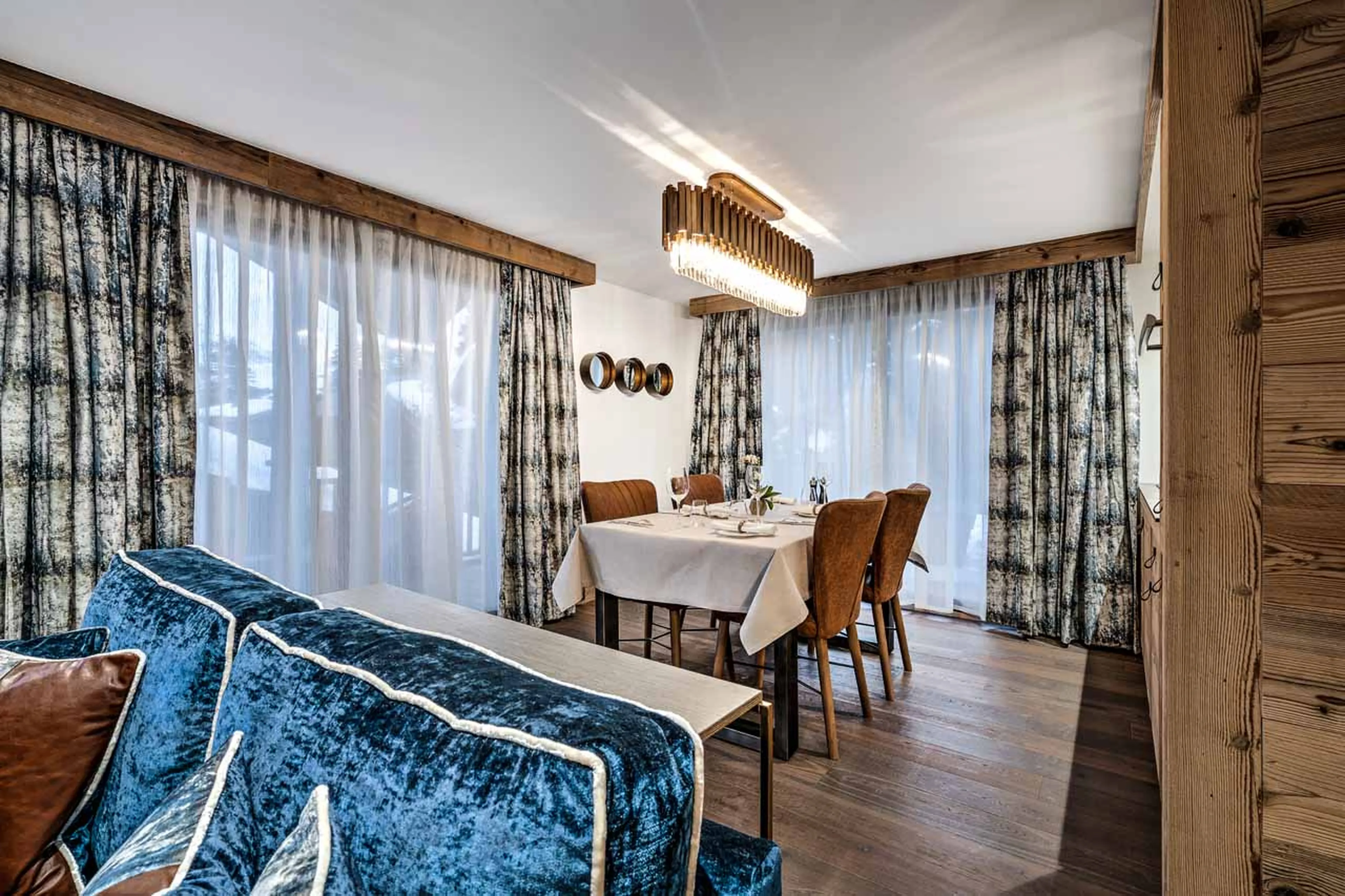 Dining area at Apartment No. 209 in Courchevel 1850