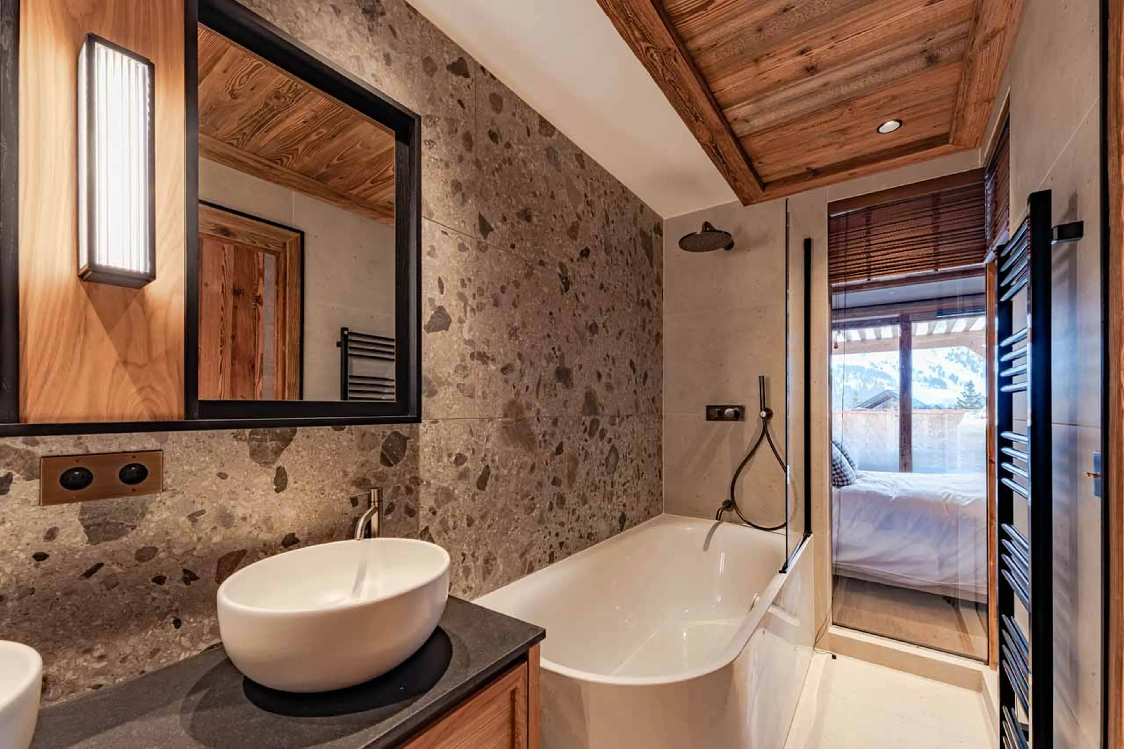 Bedroom 4 en-suite at Apartment Alba 101 in Meribel