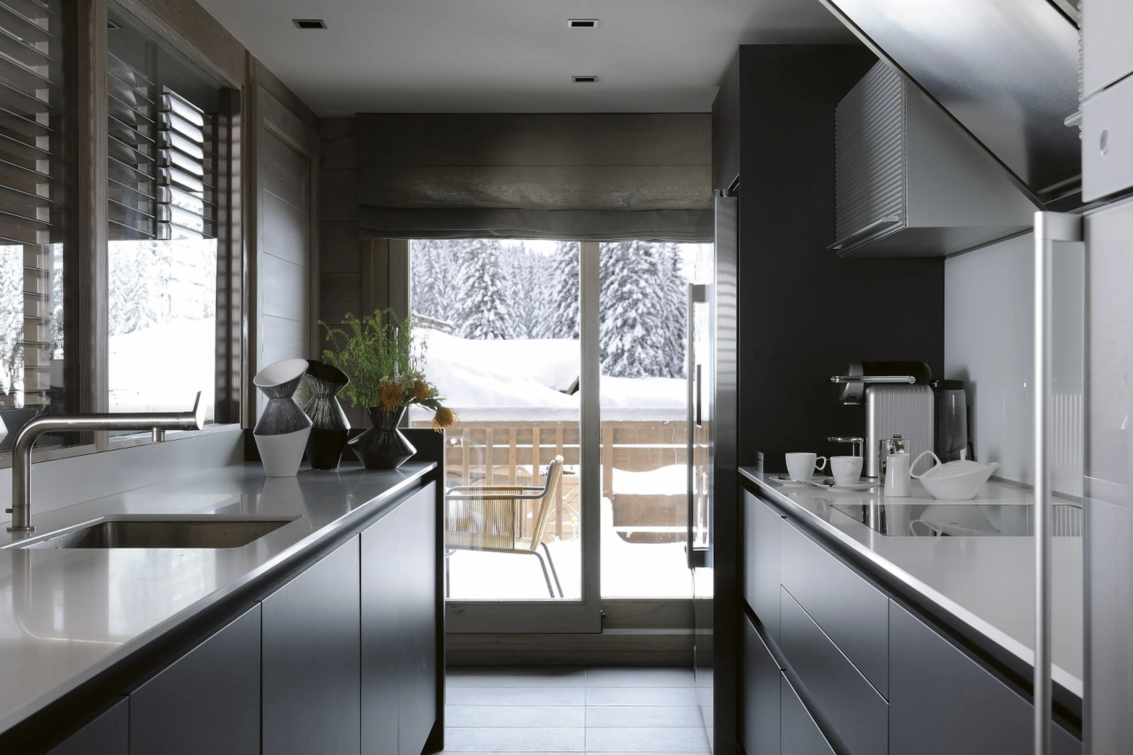 Professional kitchen with wine cellar in Apartment Amethyst in Courchevel 1850