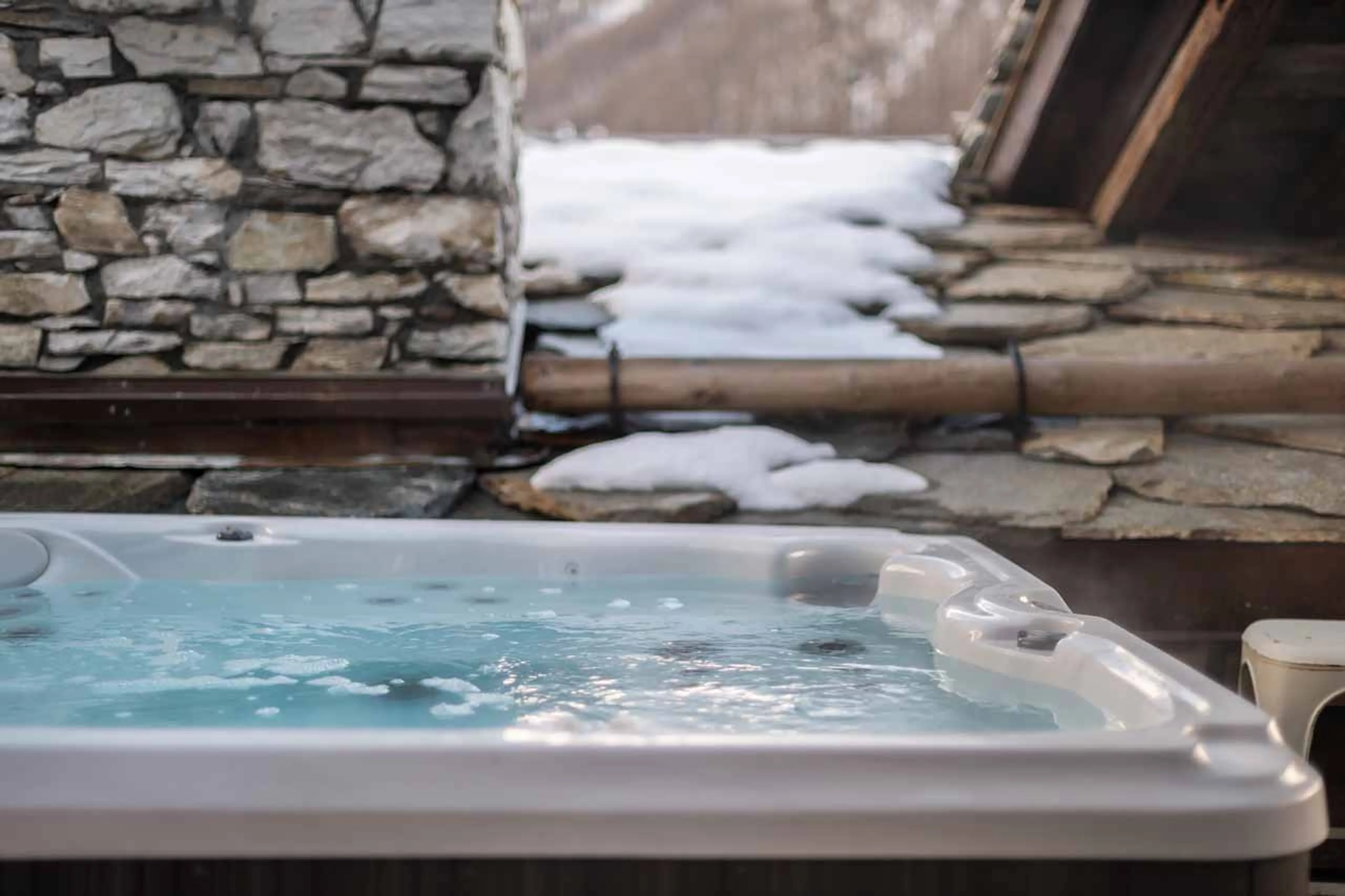 Hot tub on terrace of Chalet Artemis in Val d'Isere