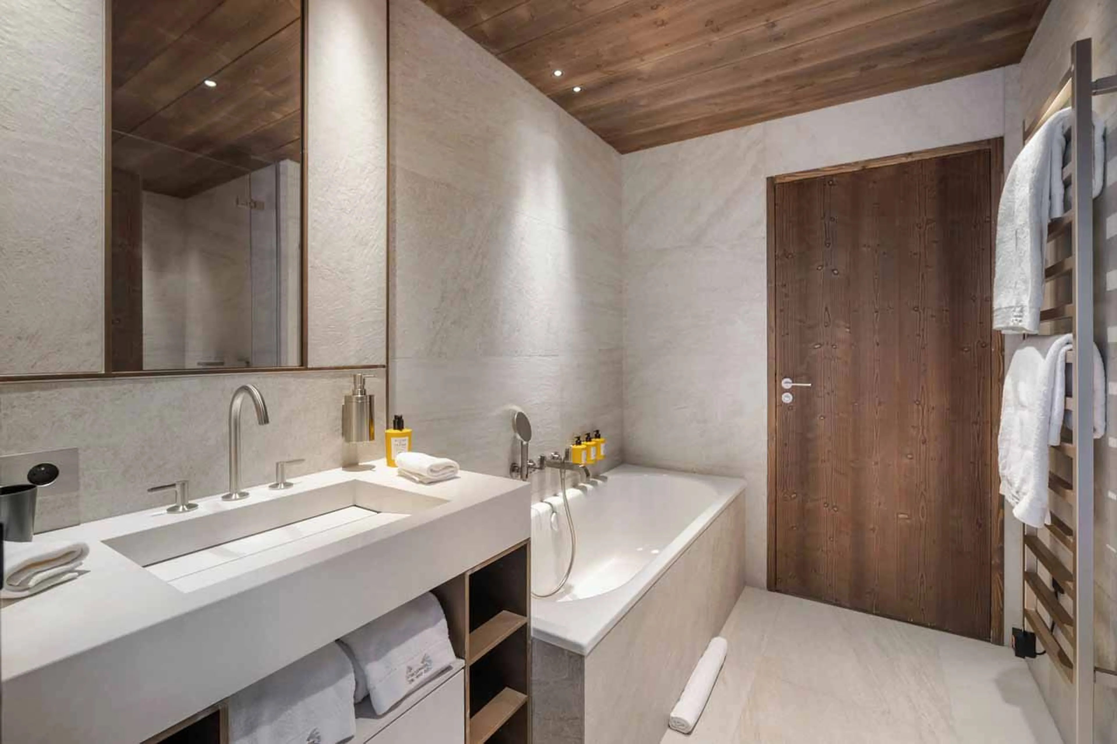 En-suite bathroom in Atmosphere Apartment 401, Courchevel 1850