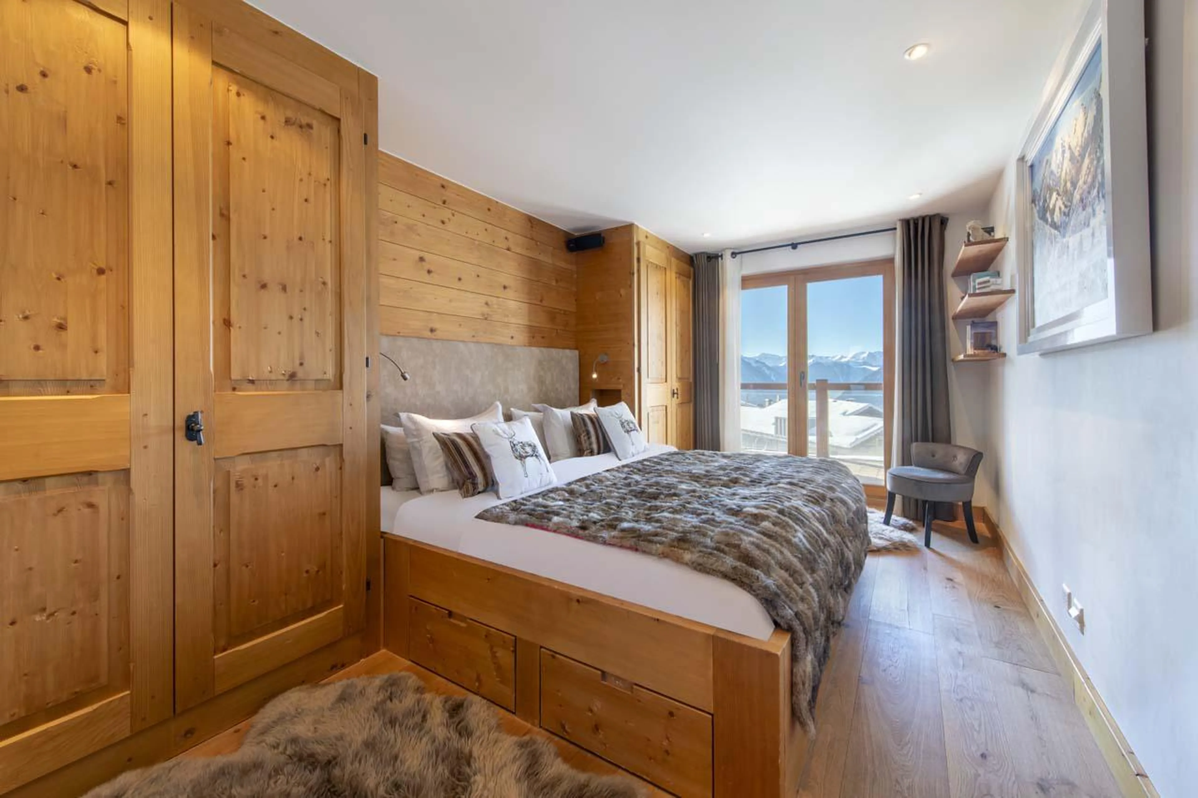 Bedroom one at Apartment Basalte in Verbier