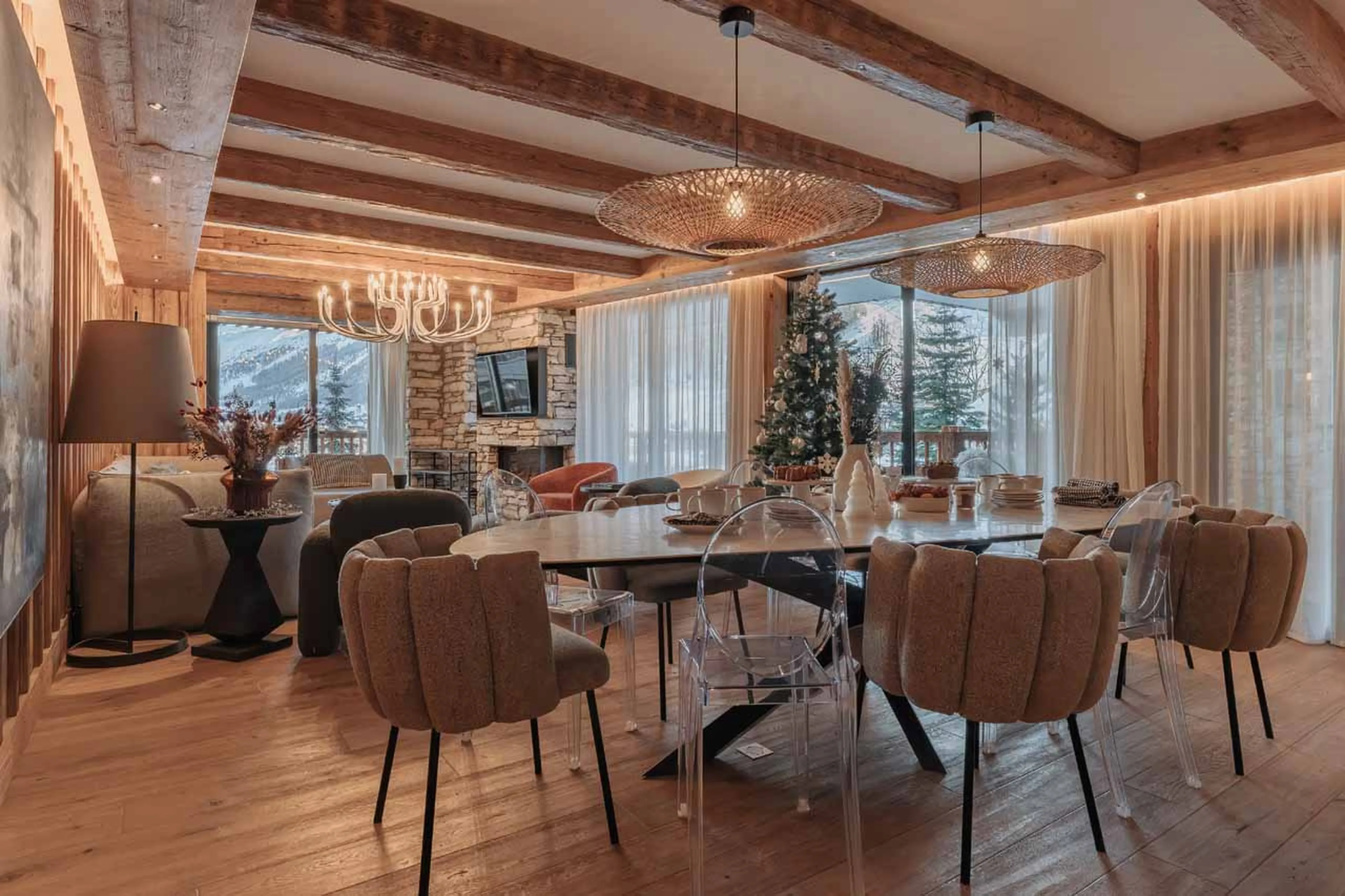 Dining table in Apartment Best View, Val d'Isere