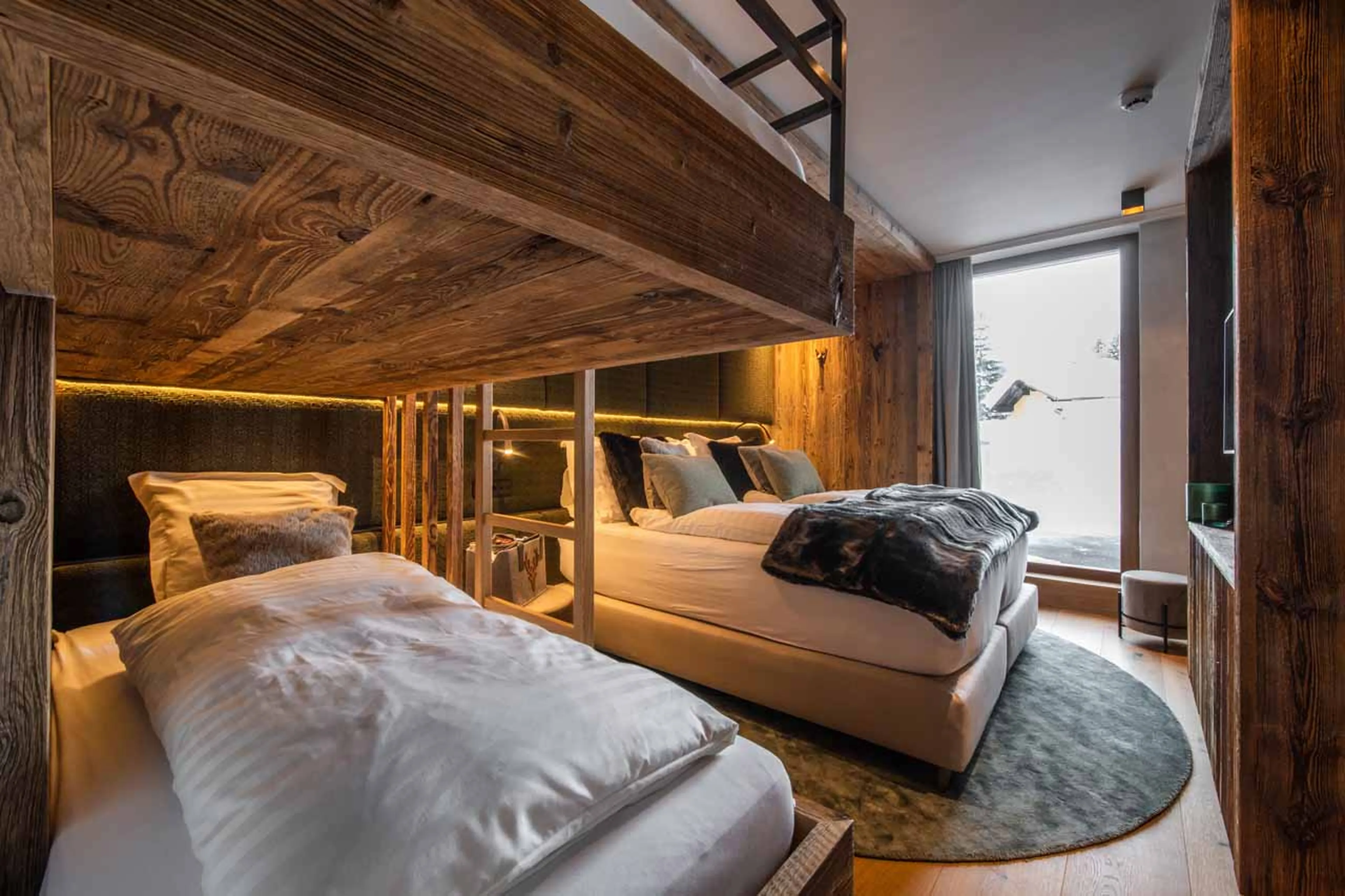 Beds in bedroom three at Apartment Big Tom in St Anton
