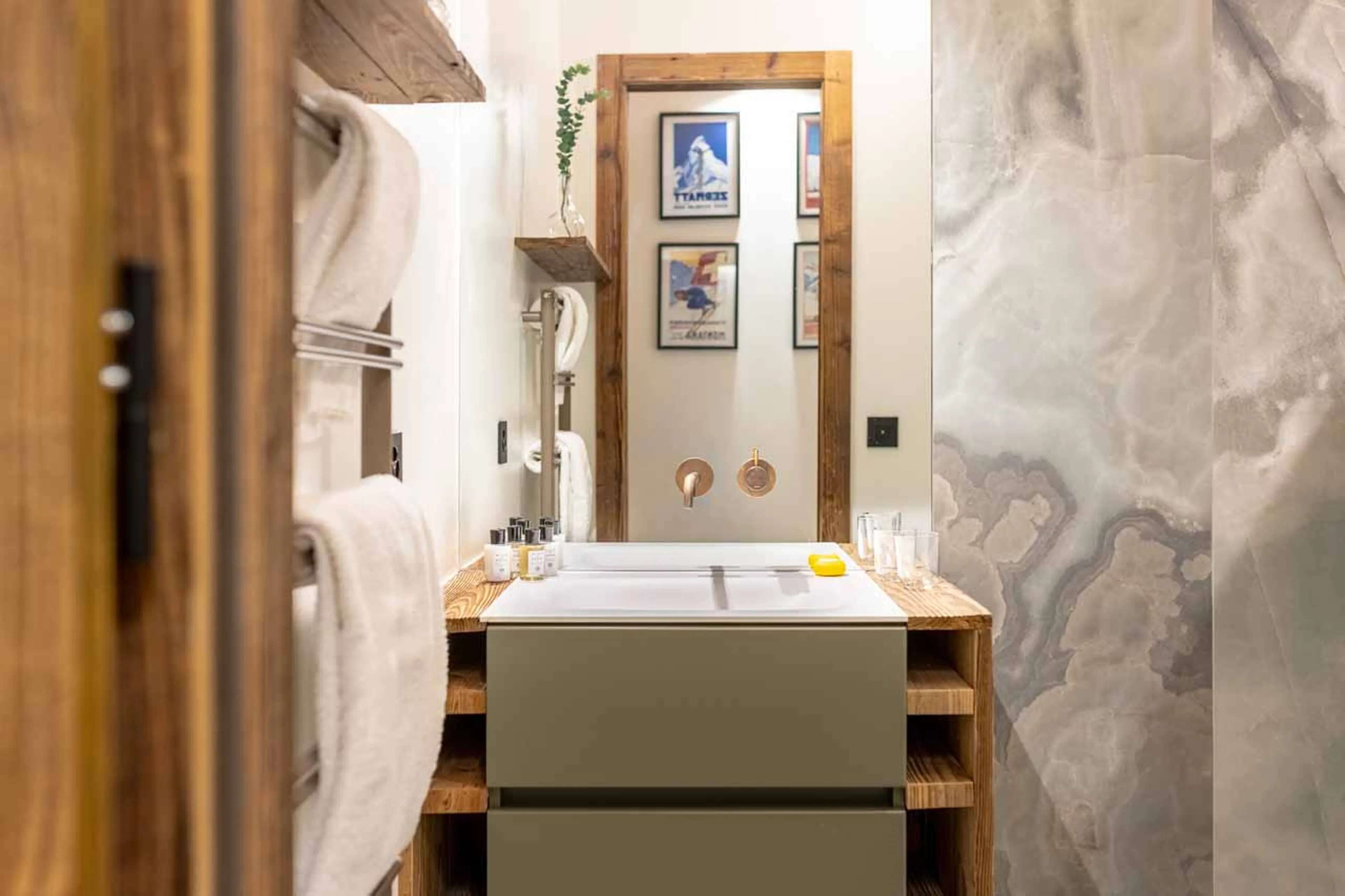 Separate shower at Apartment Bisous Bisous in Val d'Isere