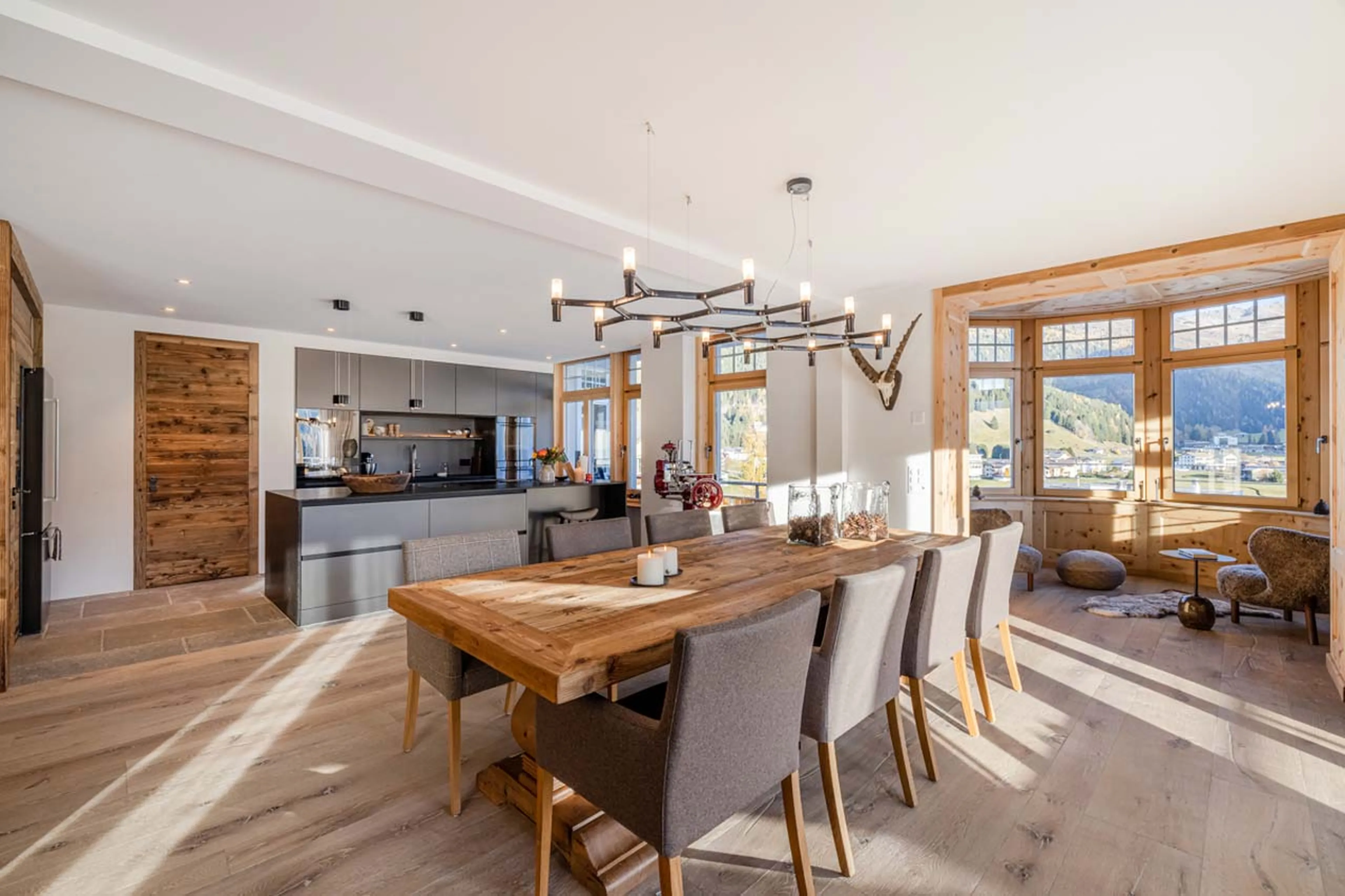 Dining area at Apartment Mountain Dream in Davos