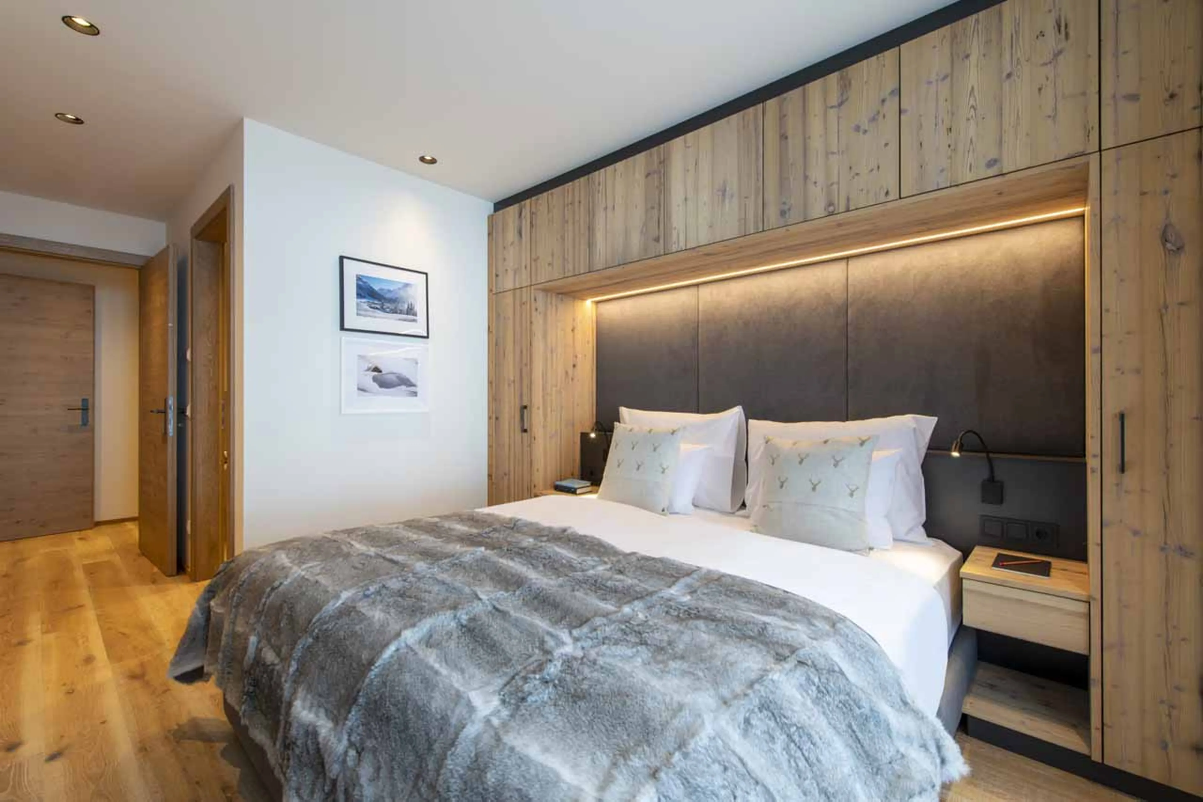 Bedroom two double at Apartment Brunnenhof 1 in Lech