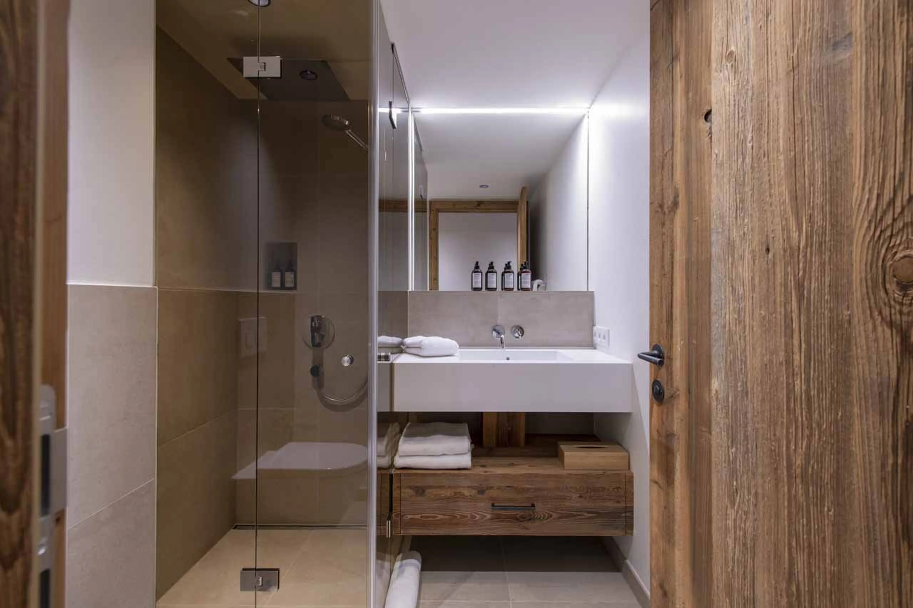 Shower room three at Apartment Brunnenhof 6 in Lech