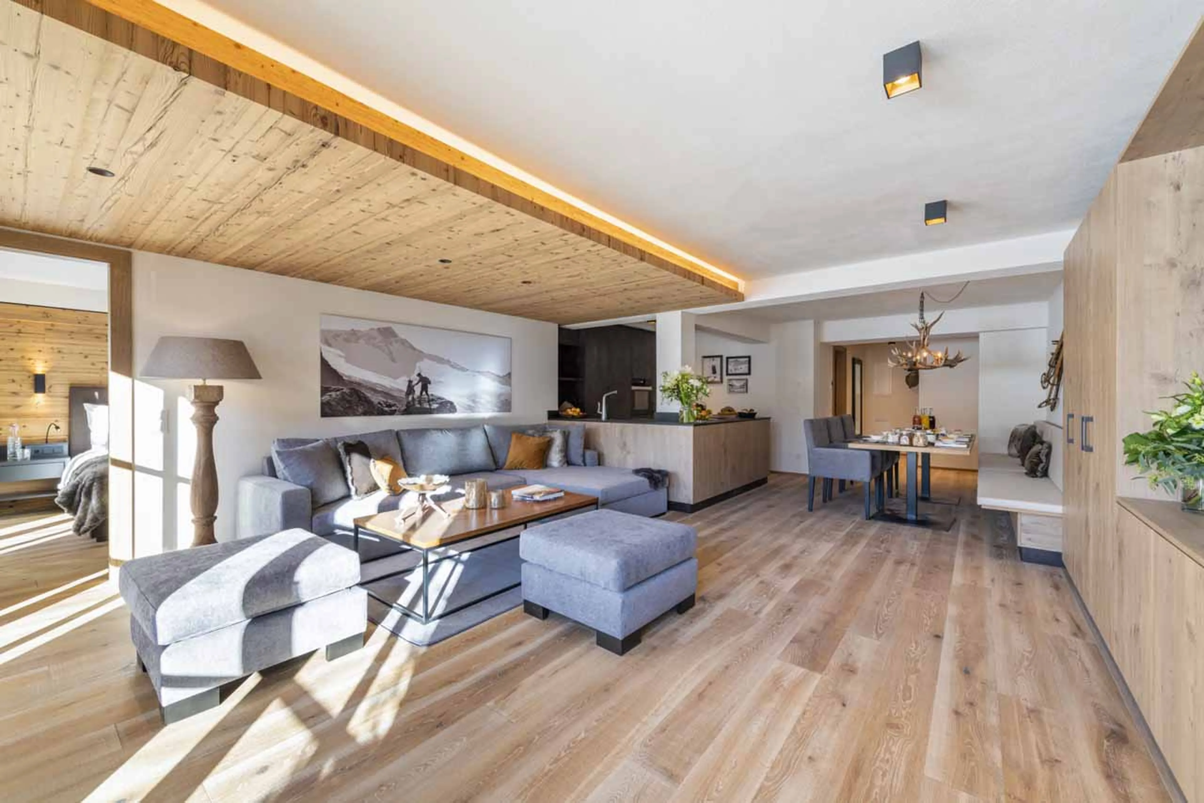 Open plan living area at Apartment Brunnenhof 7 in Lech
