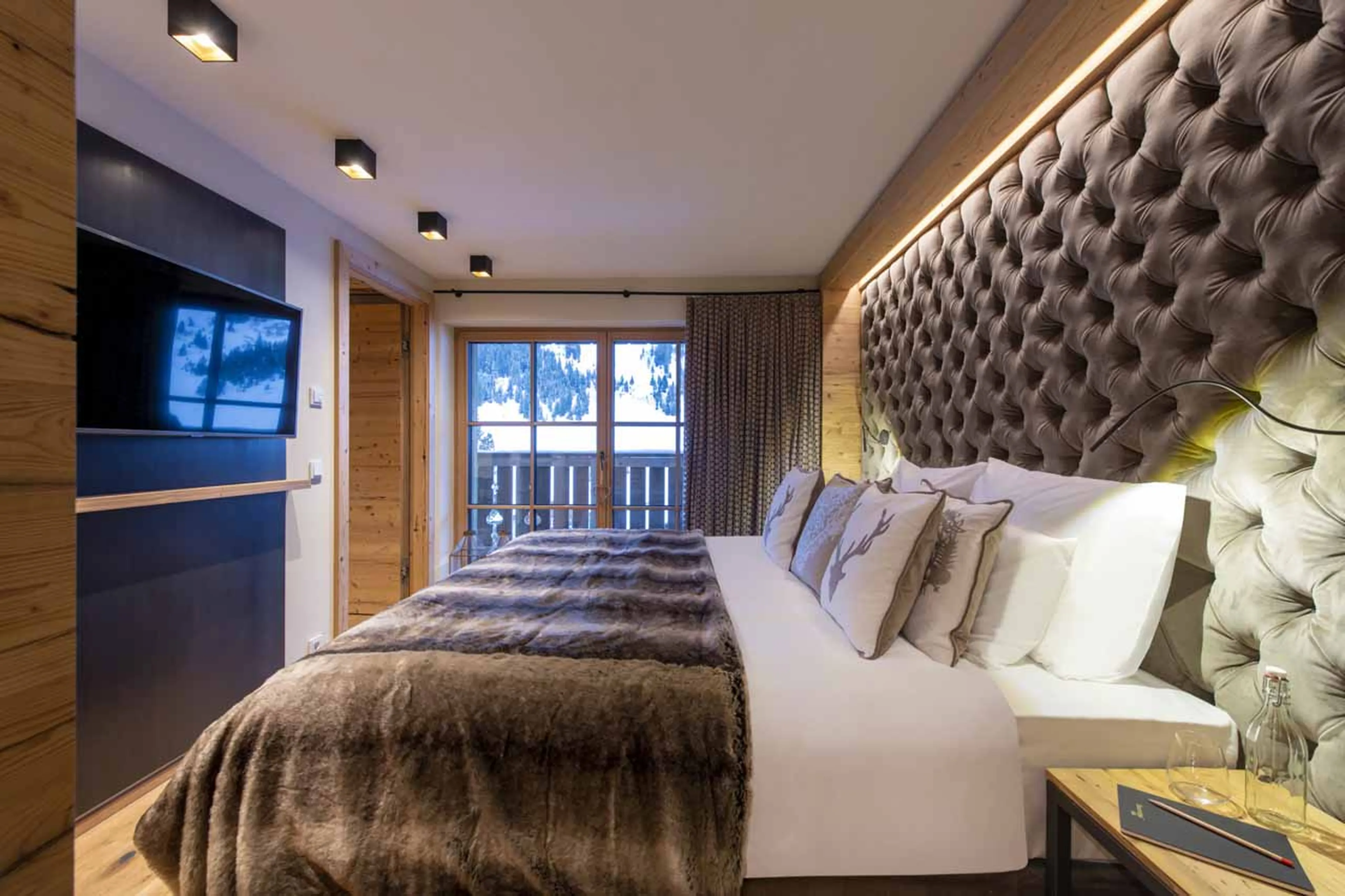 Access to terrace at Apartment Brunnenhof 9 in Lech