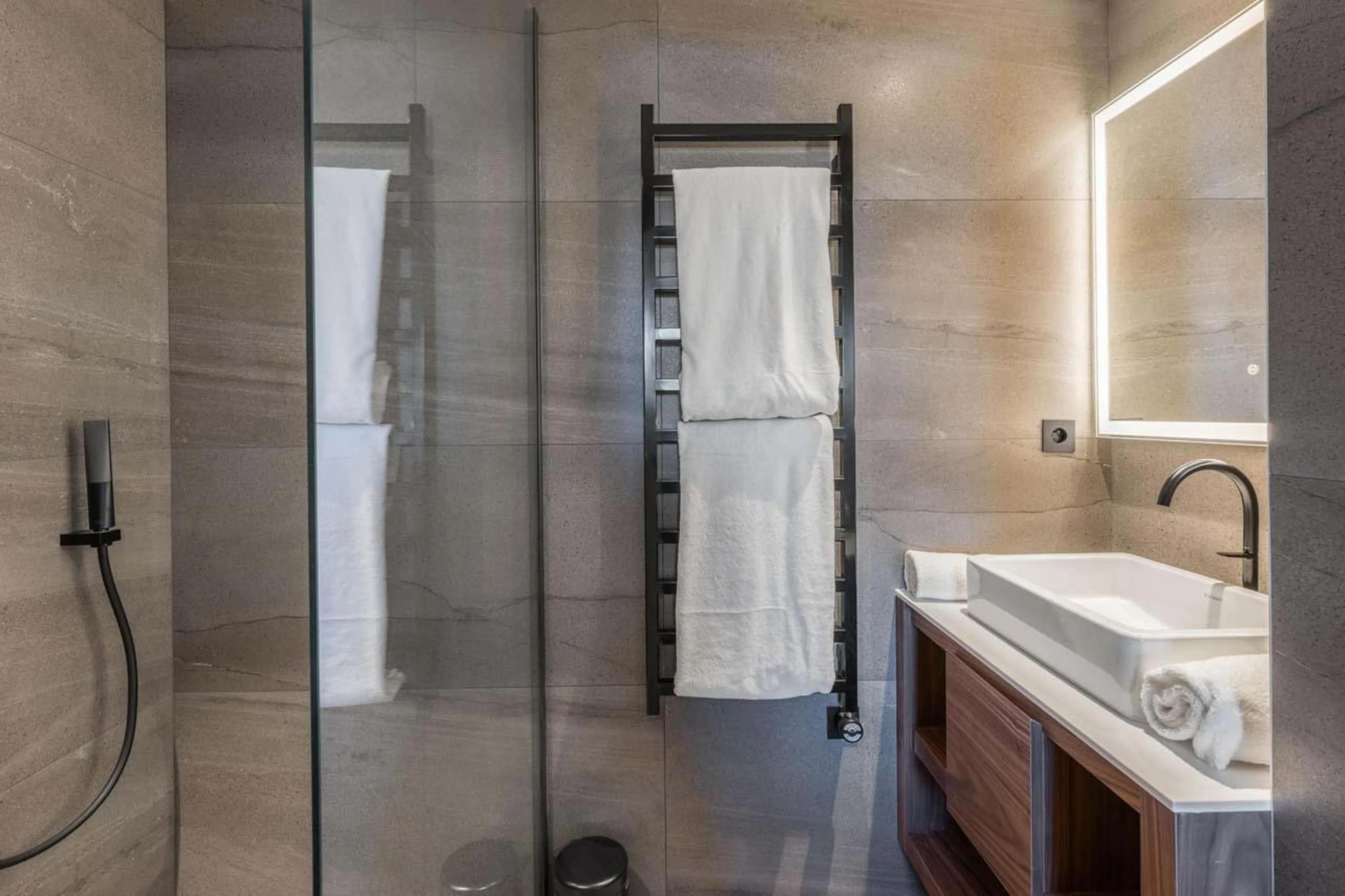 Shower room at Apartment Castano in Courchevel 1850