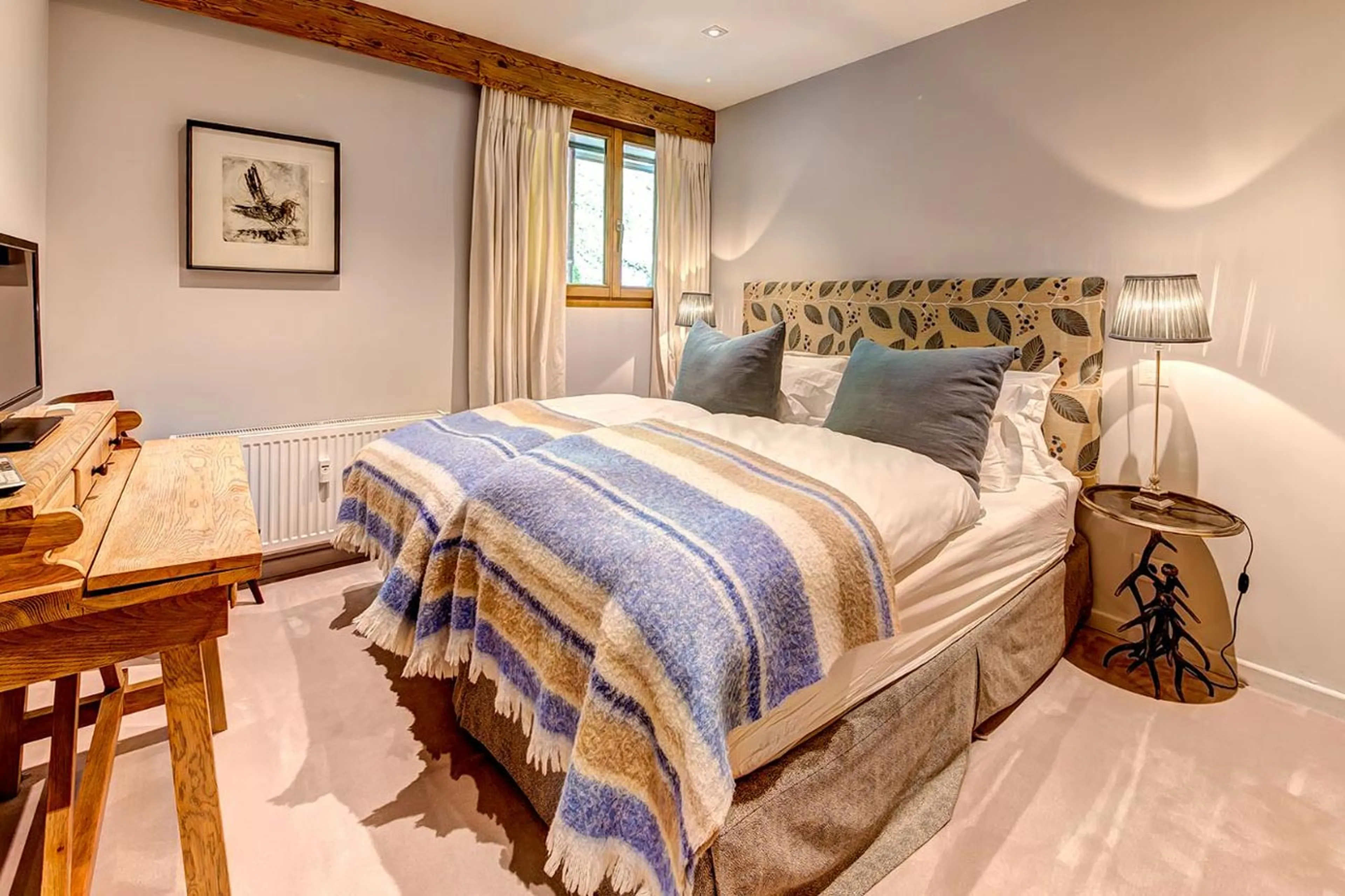 Bedroom two at Apartment Centrale in Verbier