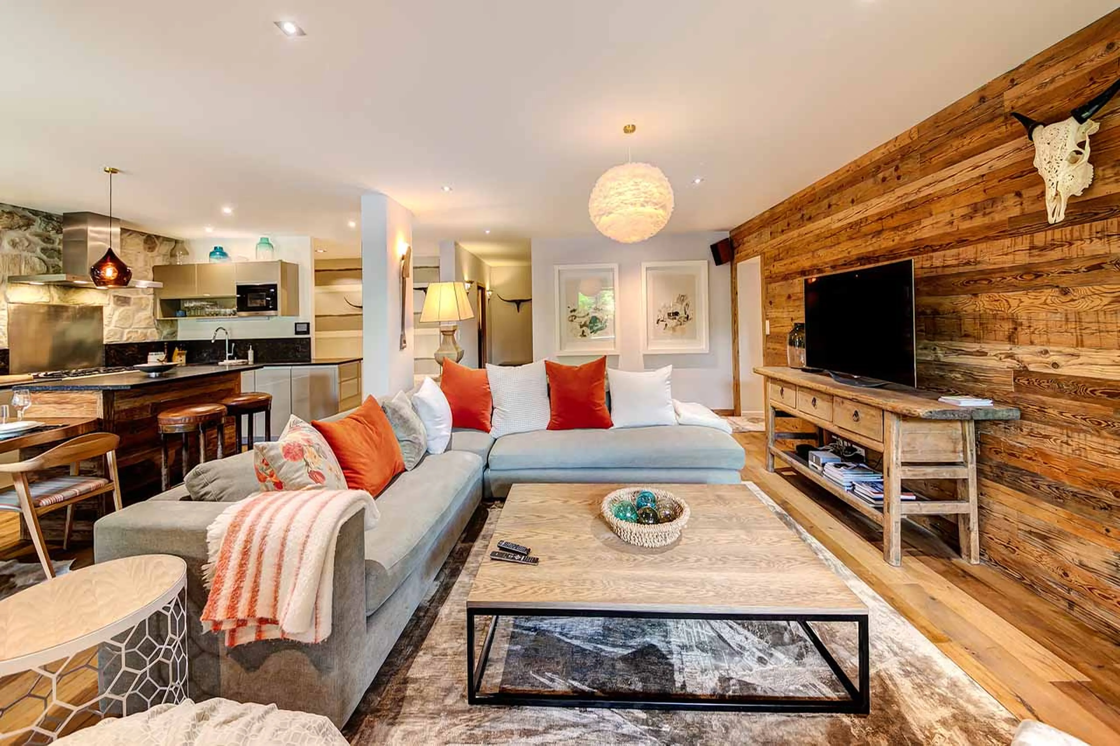 Open plan living area of Apartment Centrale in Verbier
