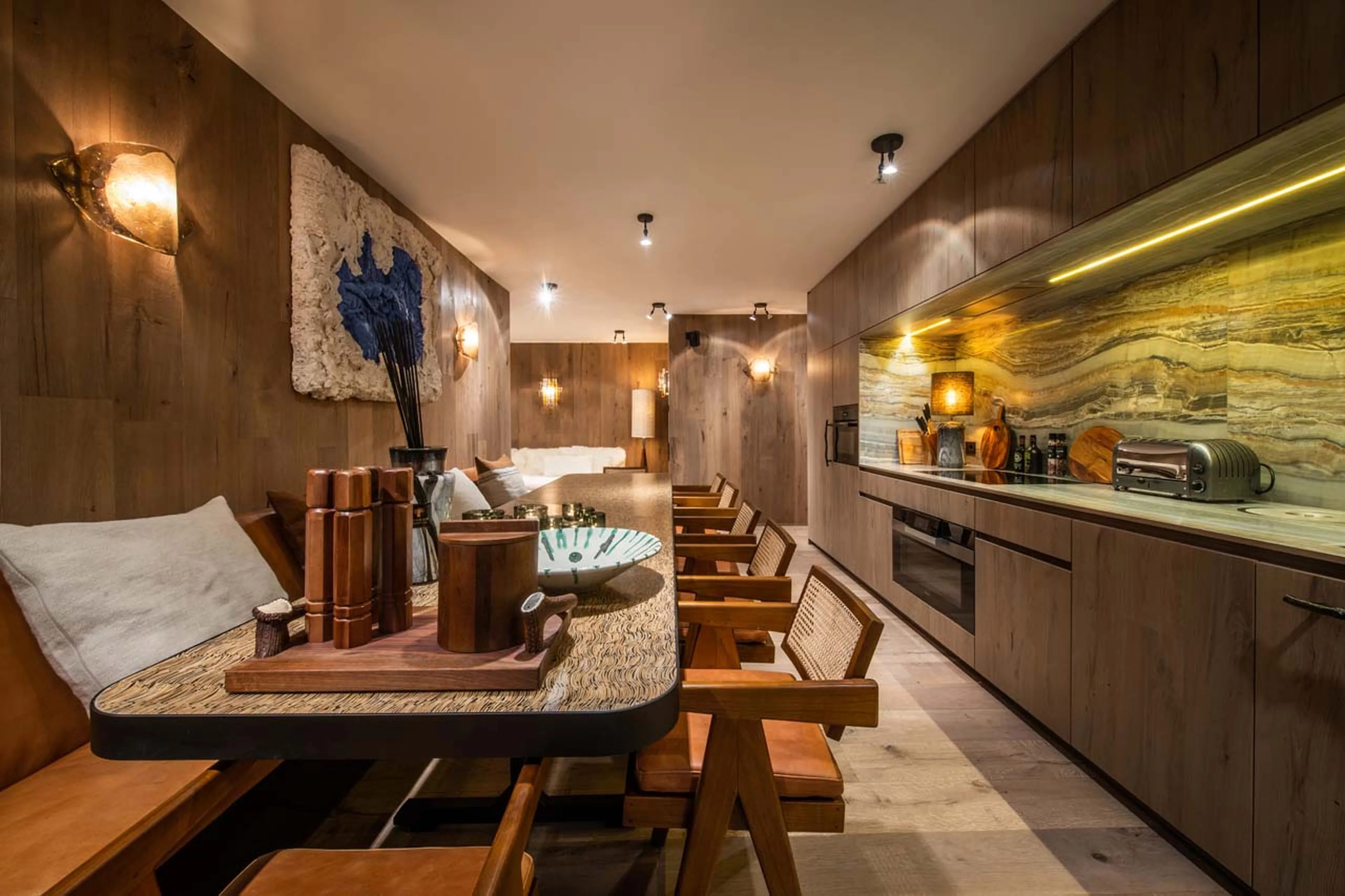 Dining area and kitchen at Apartment Galzig in St Anton