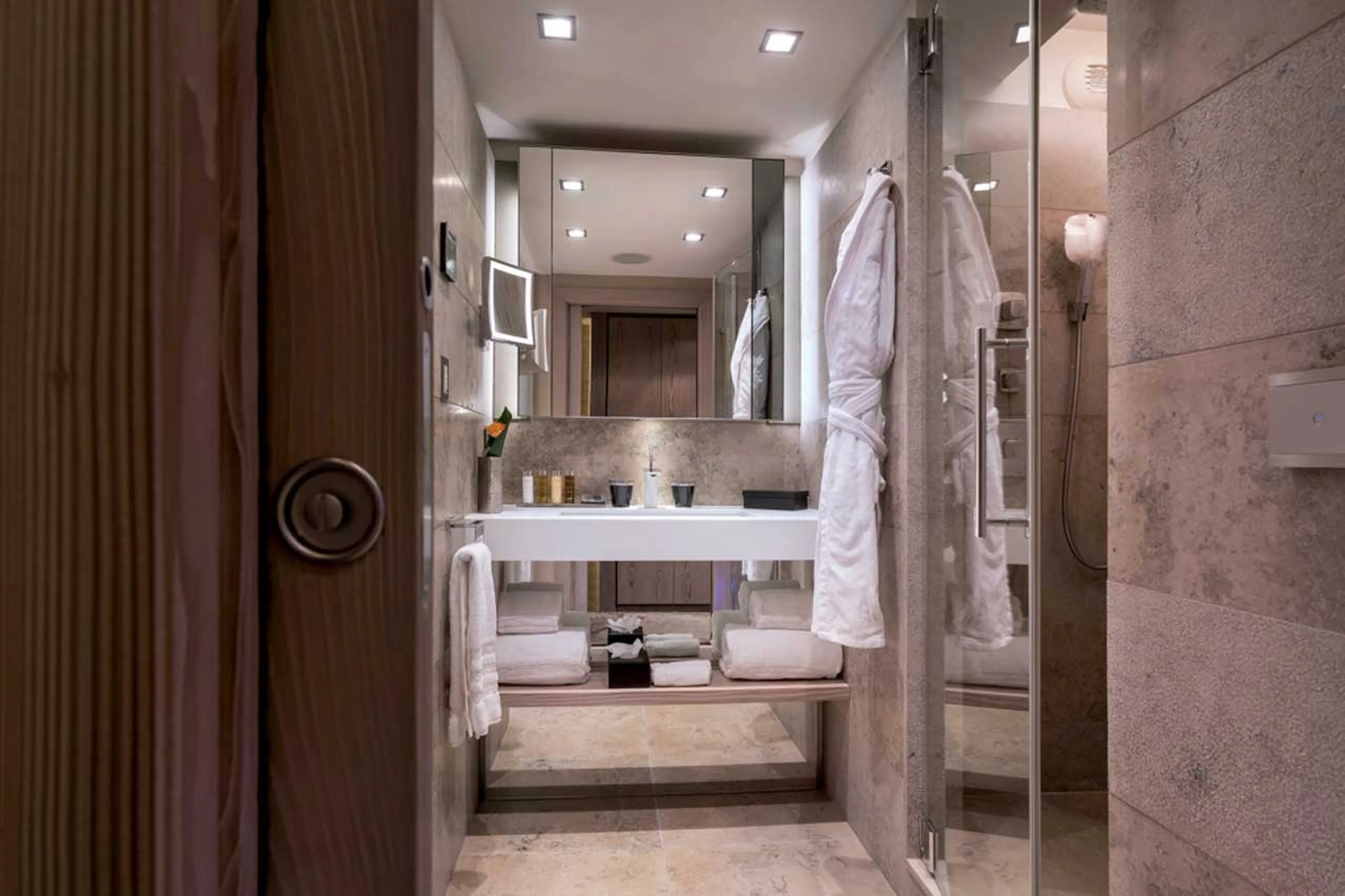 Shower room at Apartment Garnet in Courchevel 1850