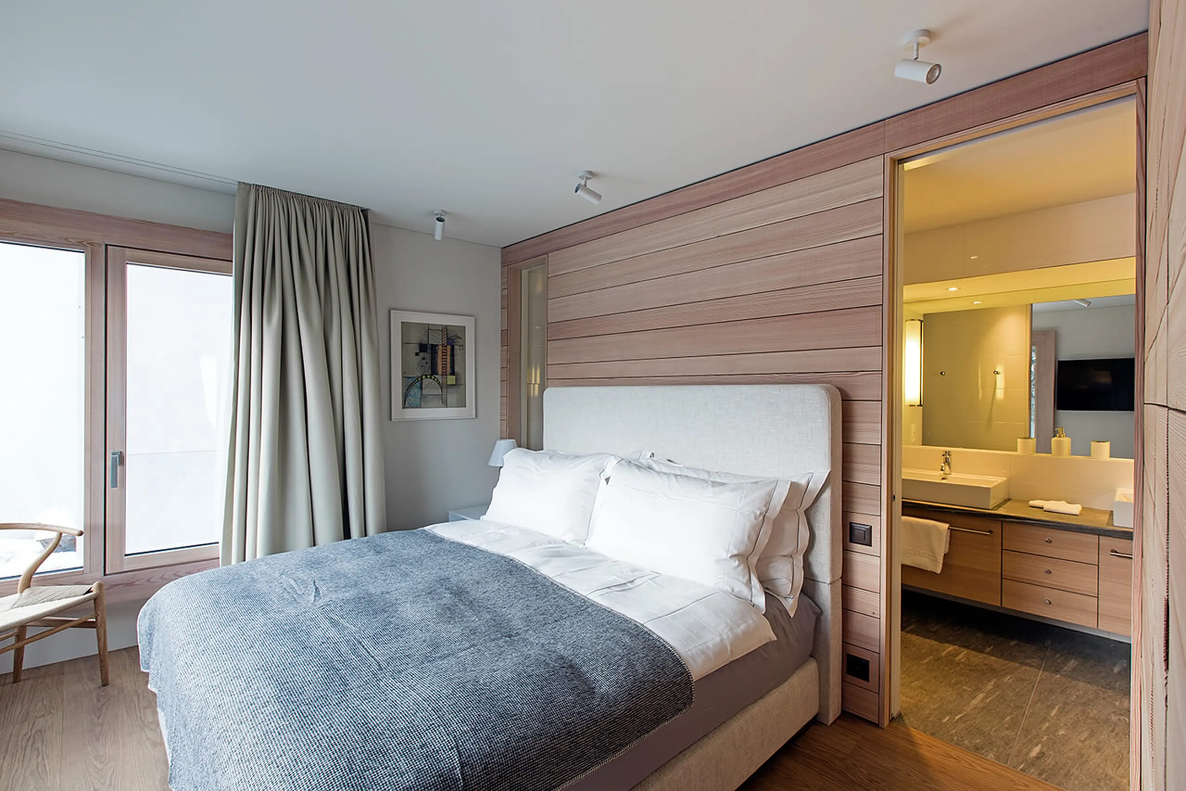 St Moritz Luxury Chalets, St Moritz Ski Resort & Ski Holidays | Leo Trippi