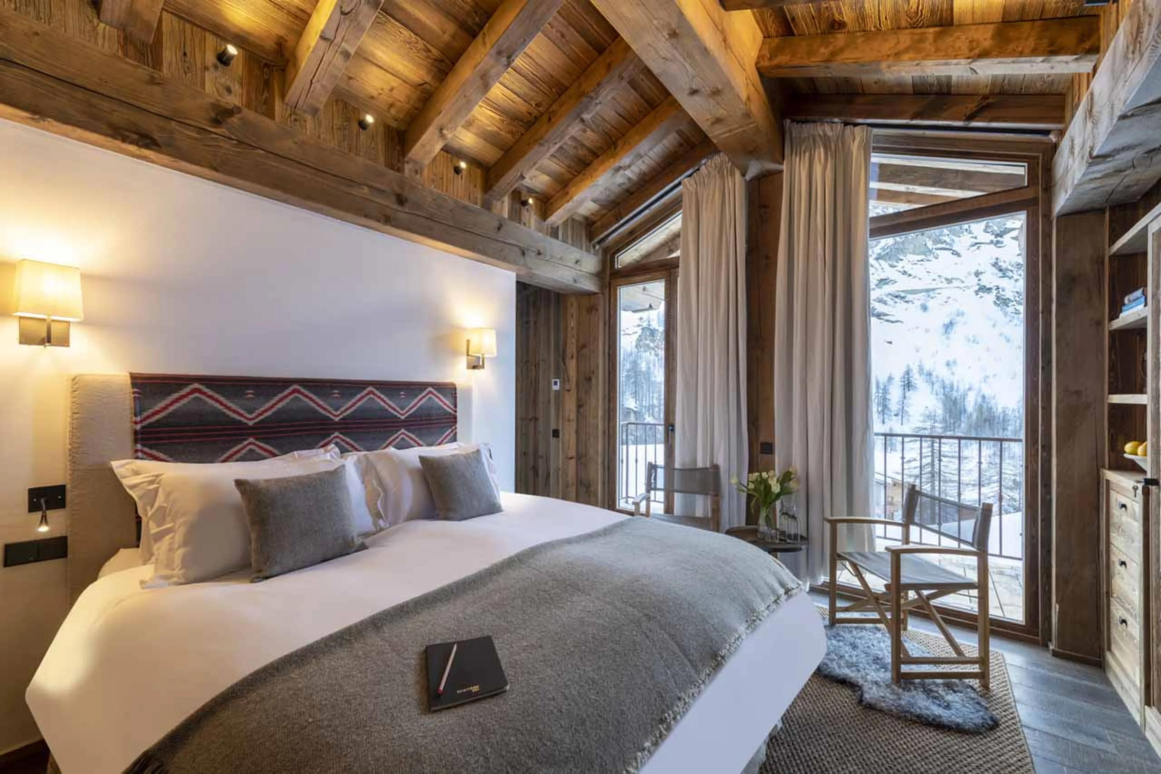 Bedroom one at Apartment Grand Pre 4 in Val d'Isere
