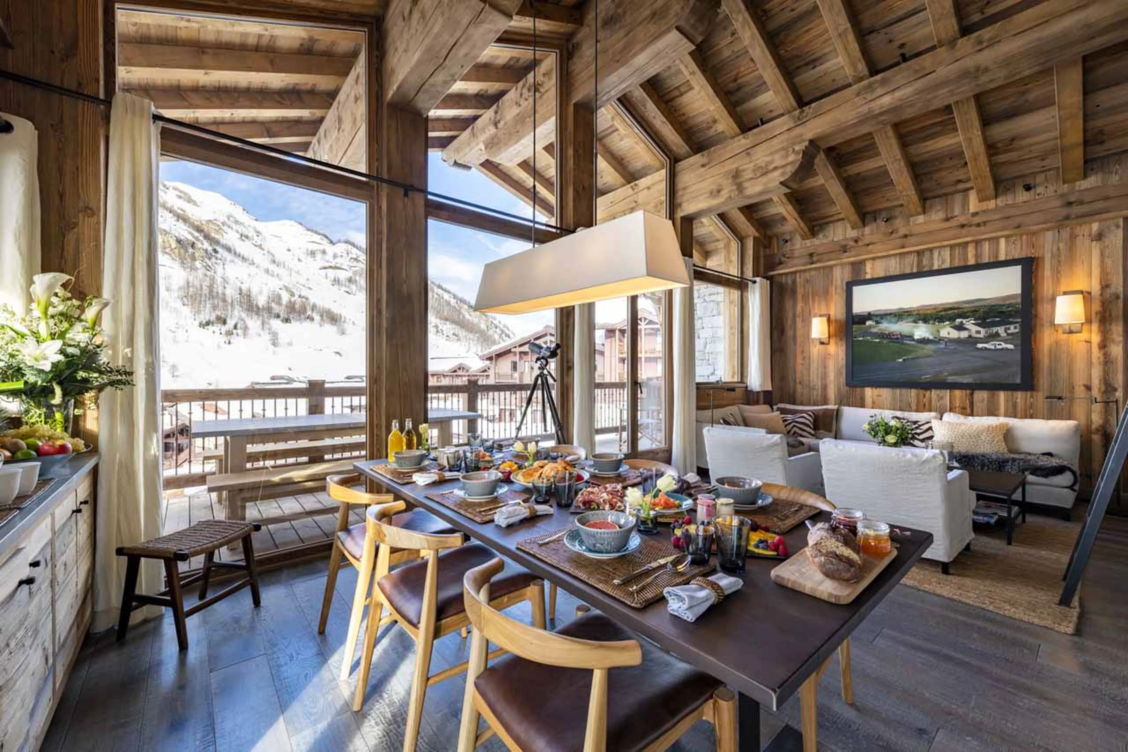 Dining table at Apartment Grand Pre 4 in Val d'Isere