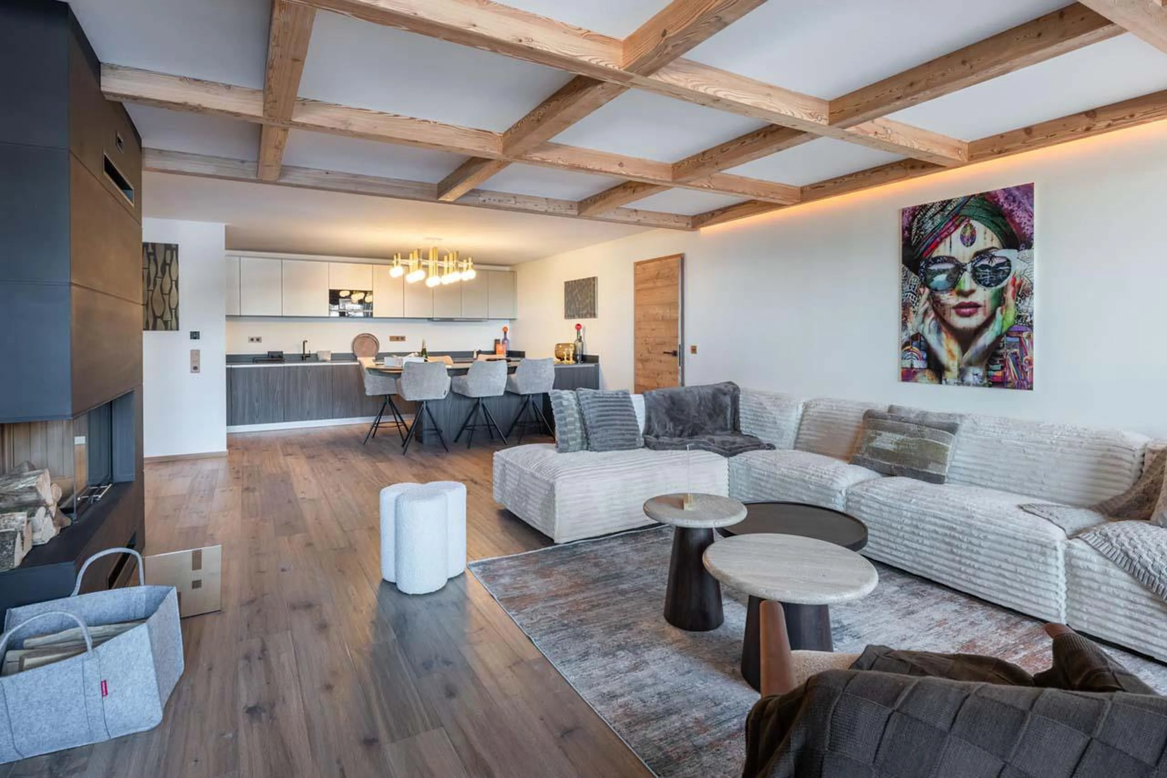 Open-plan living area at Apartment Intresso in Courchevel 1850